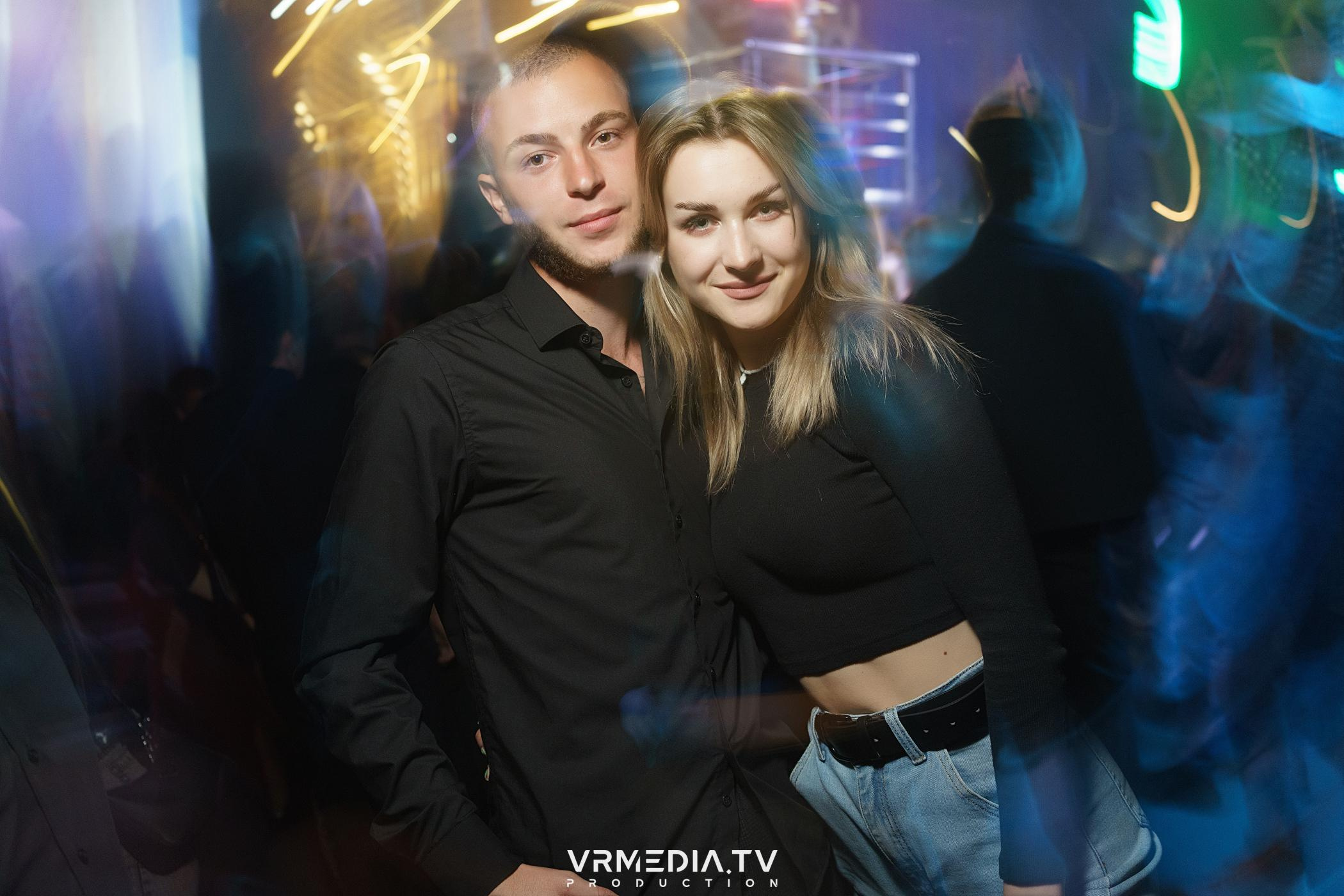 Выходные в баре «DOSKI»