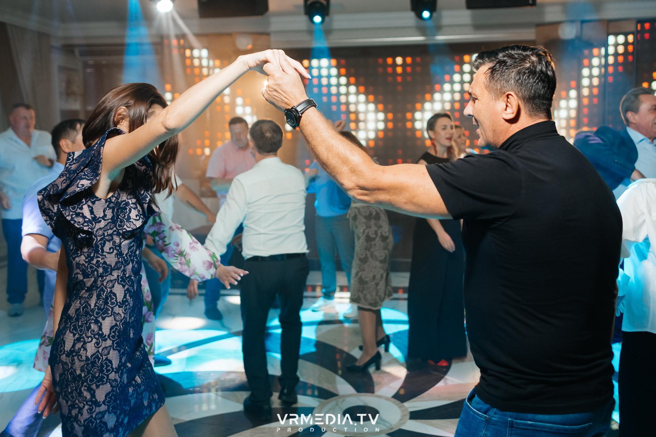 Выходные в ресторане «Лазурный берег»