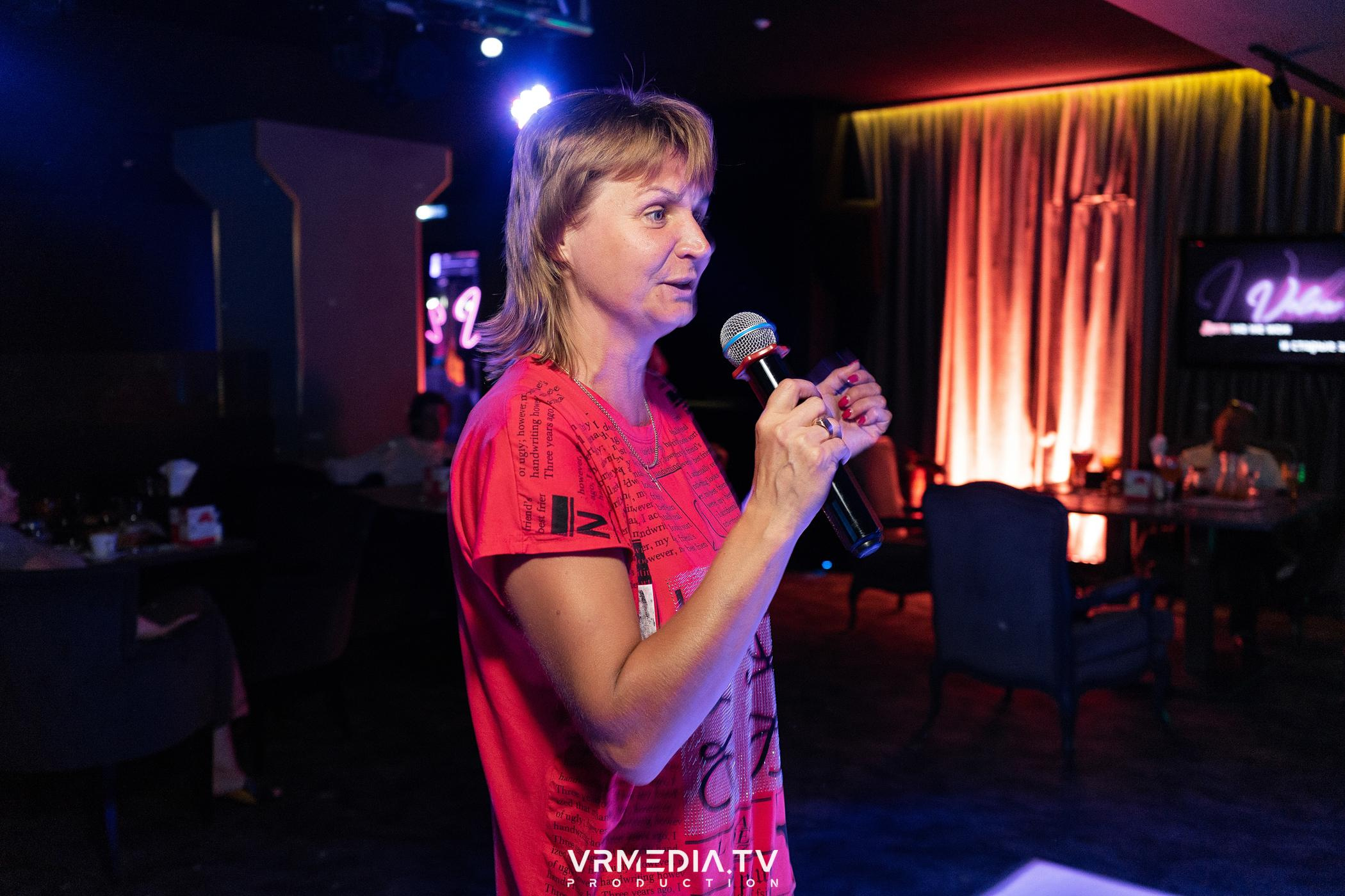 «Золотые нулевые» в караоке-баре «Volna»