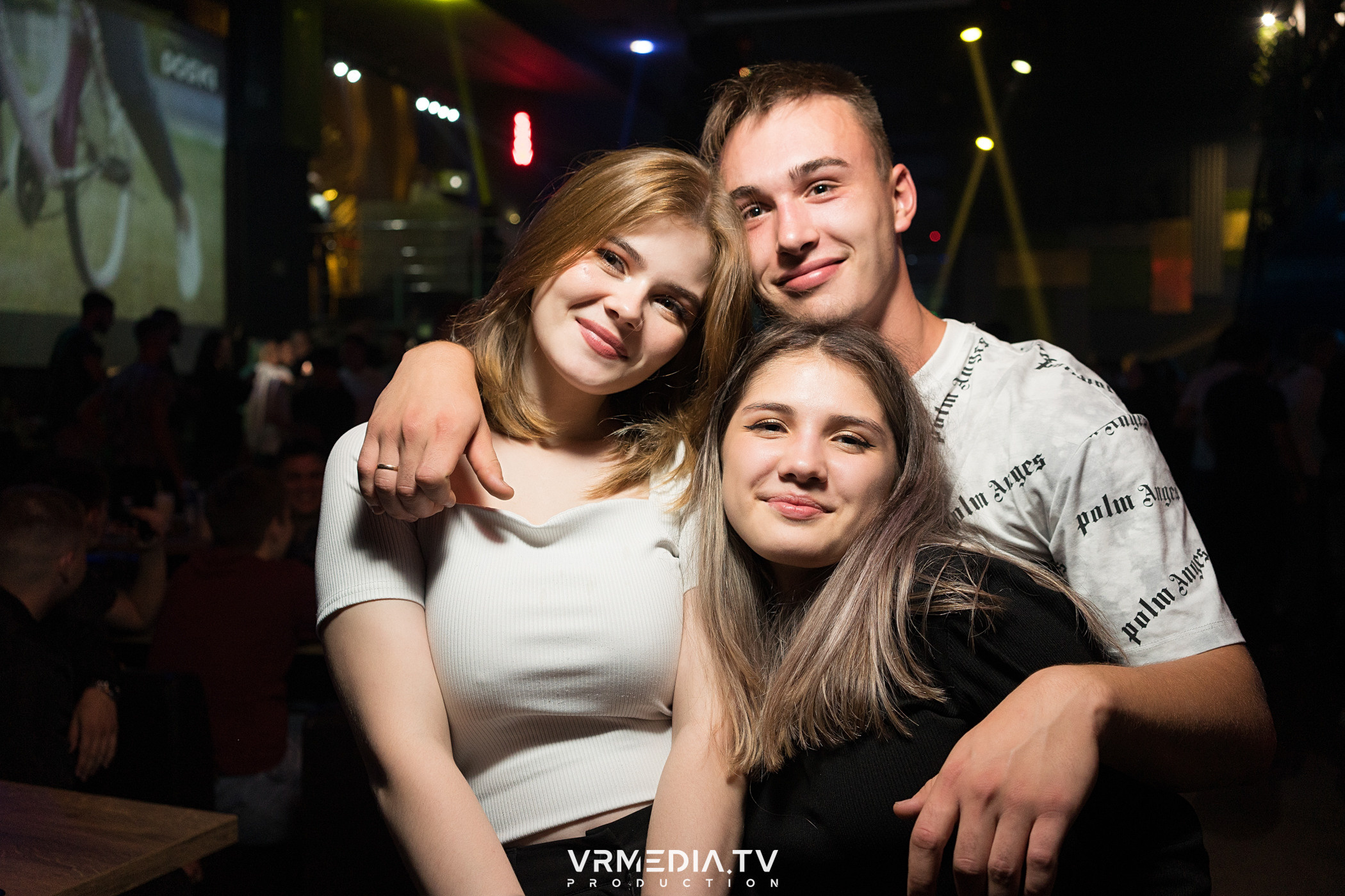 Выходные в баре «DOSKI»