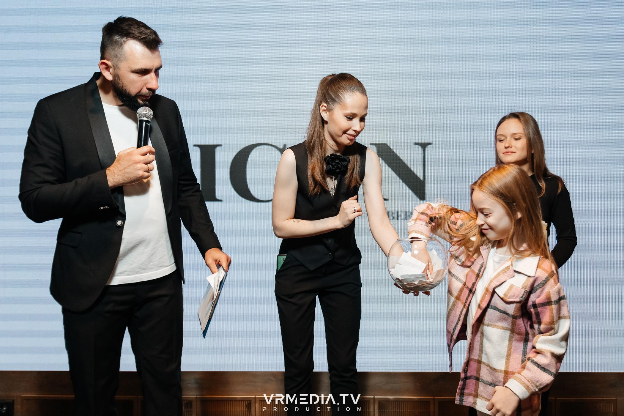 Презентация женского глянцевого журнала ICON SIBERIA MAG