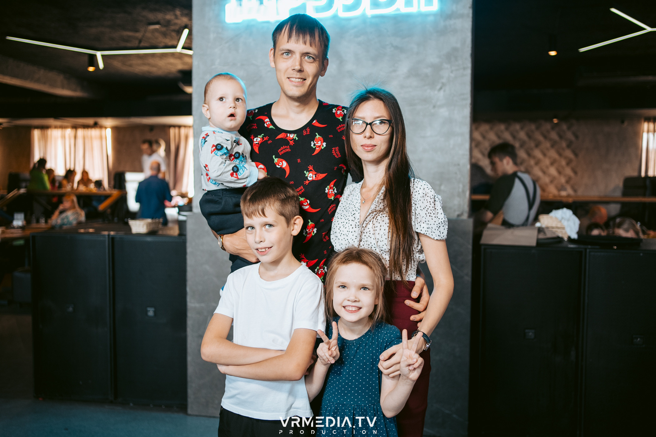 Baby time в баре «Друзья»