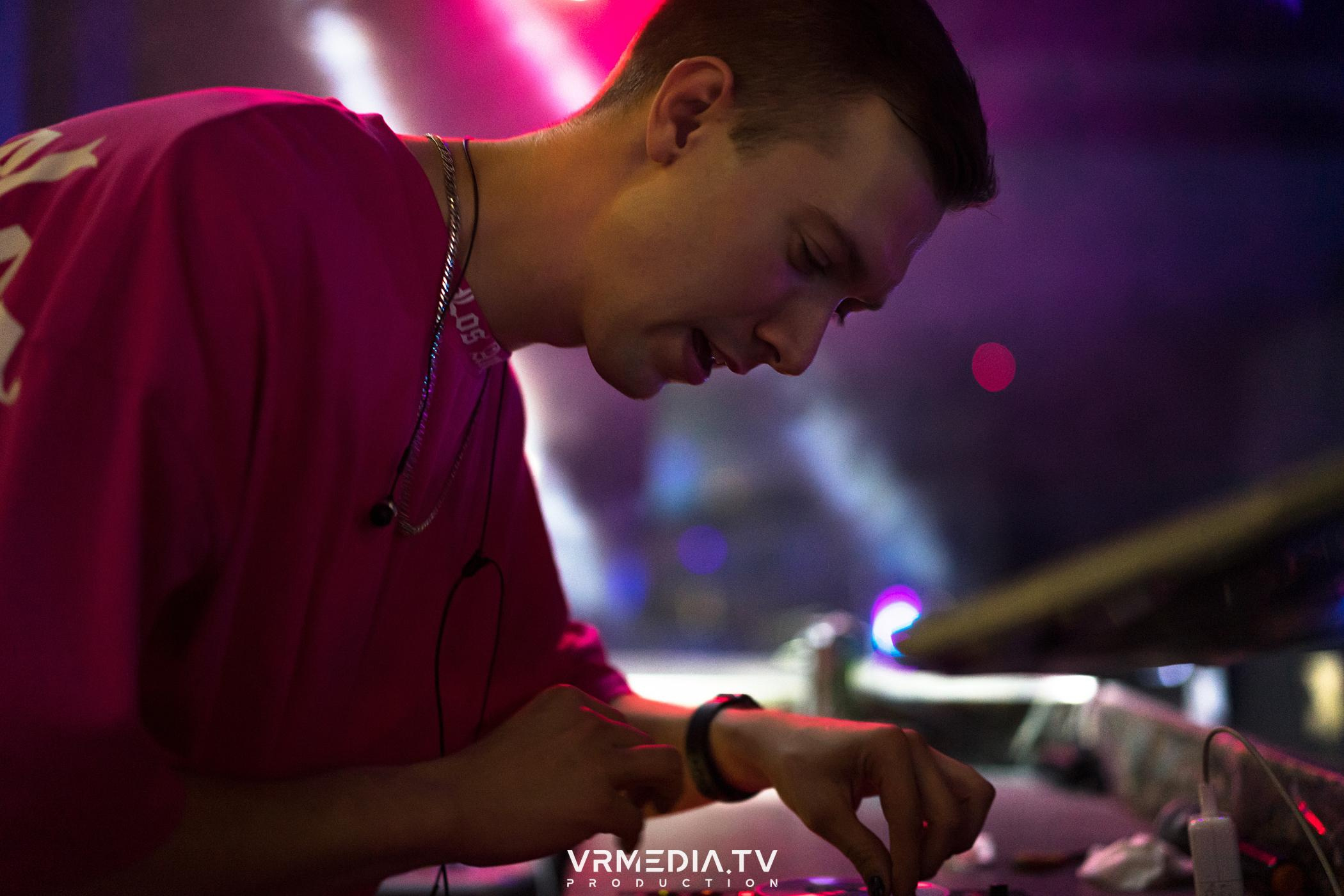 Выходные в баре «DOSKI»