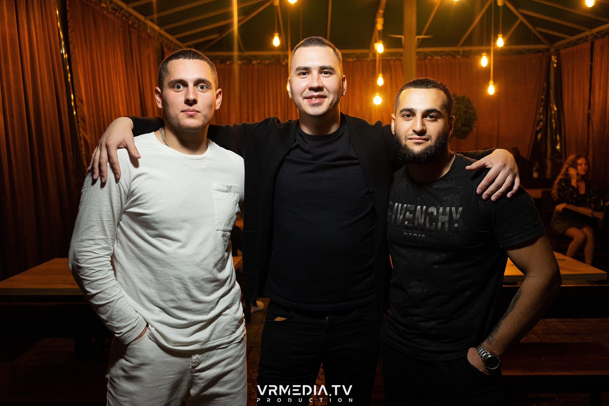 Выходные в баре «DOSKI»