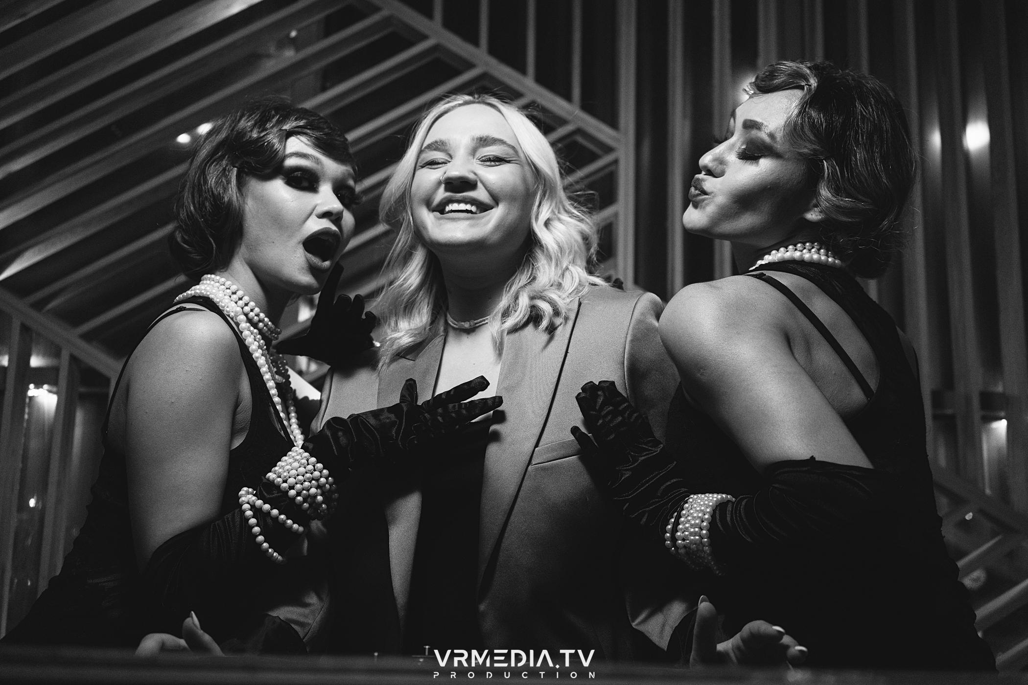 Выходные в баре «DOSKI»