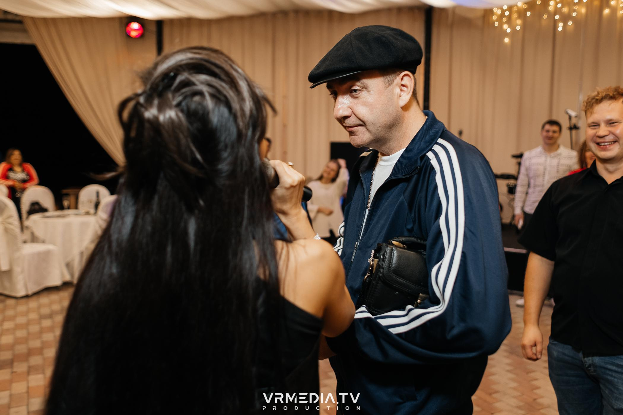 Дискотека 90-х в ресторане «Империя»