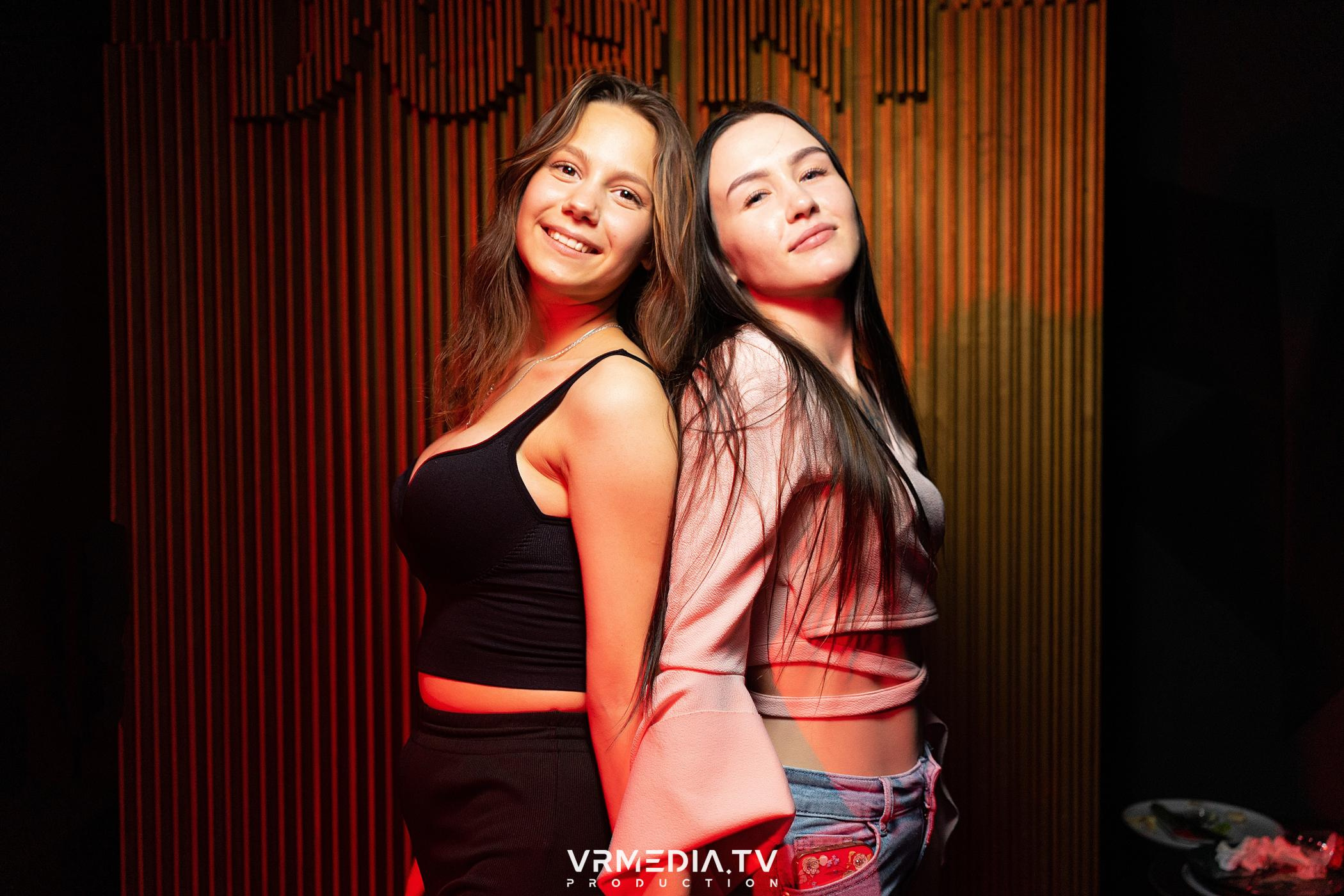 Выходные в баре «DOSKI»