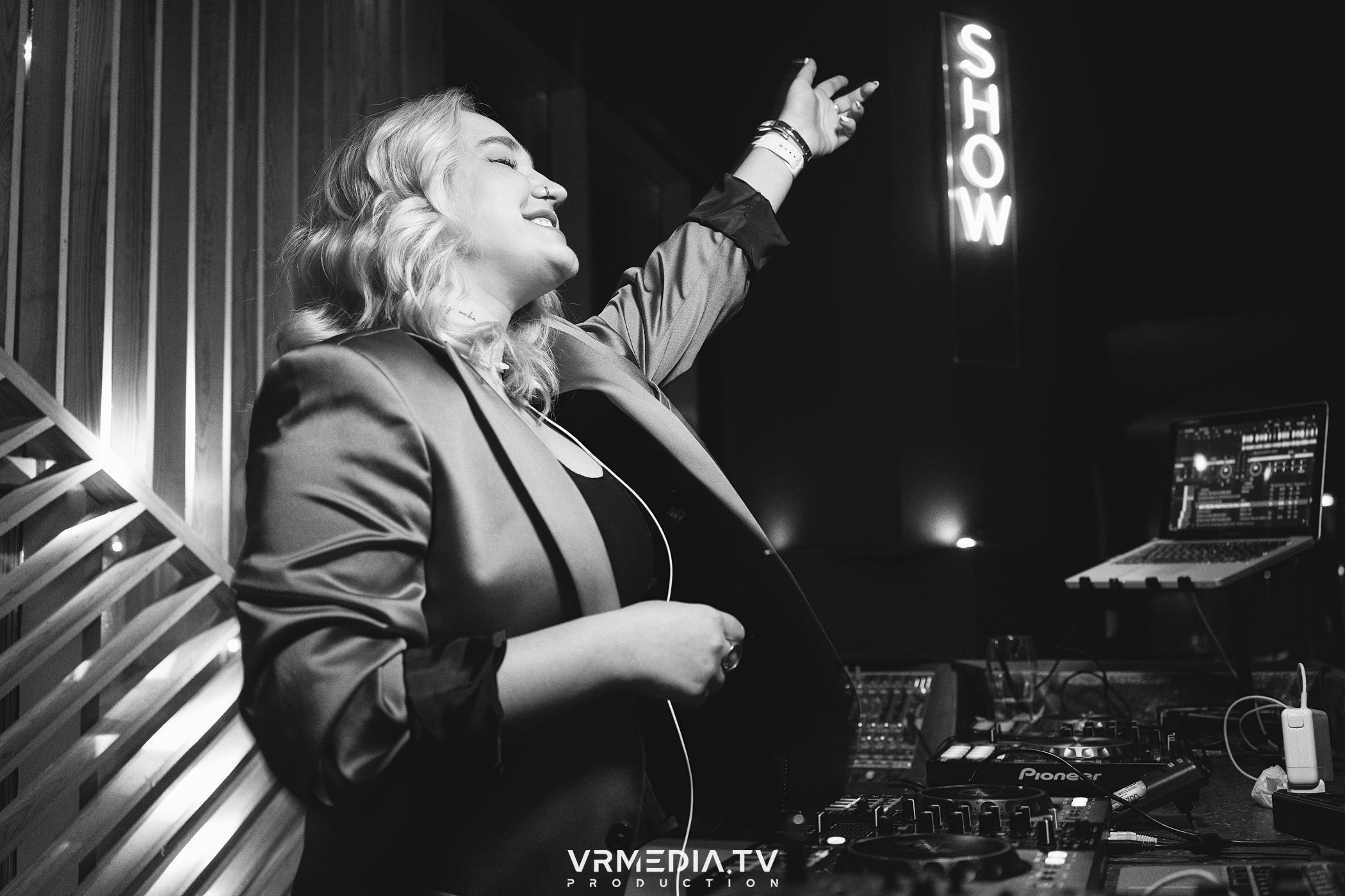 Выходные в баре «DOSKI»