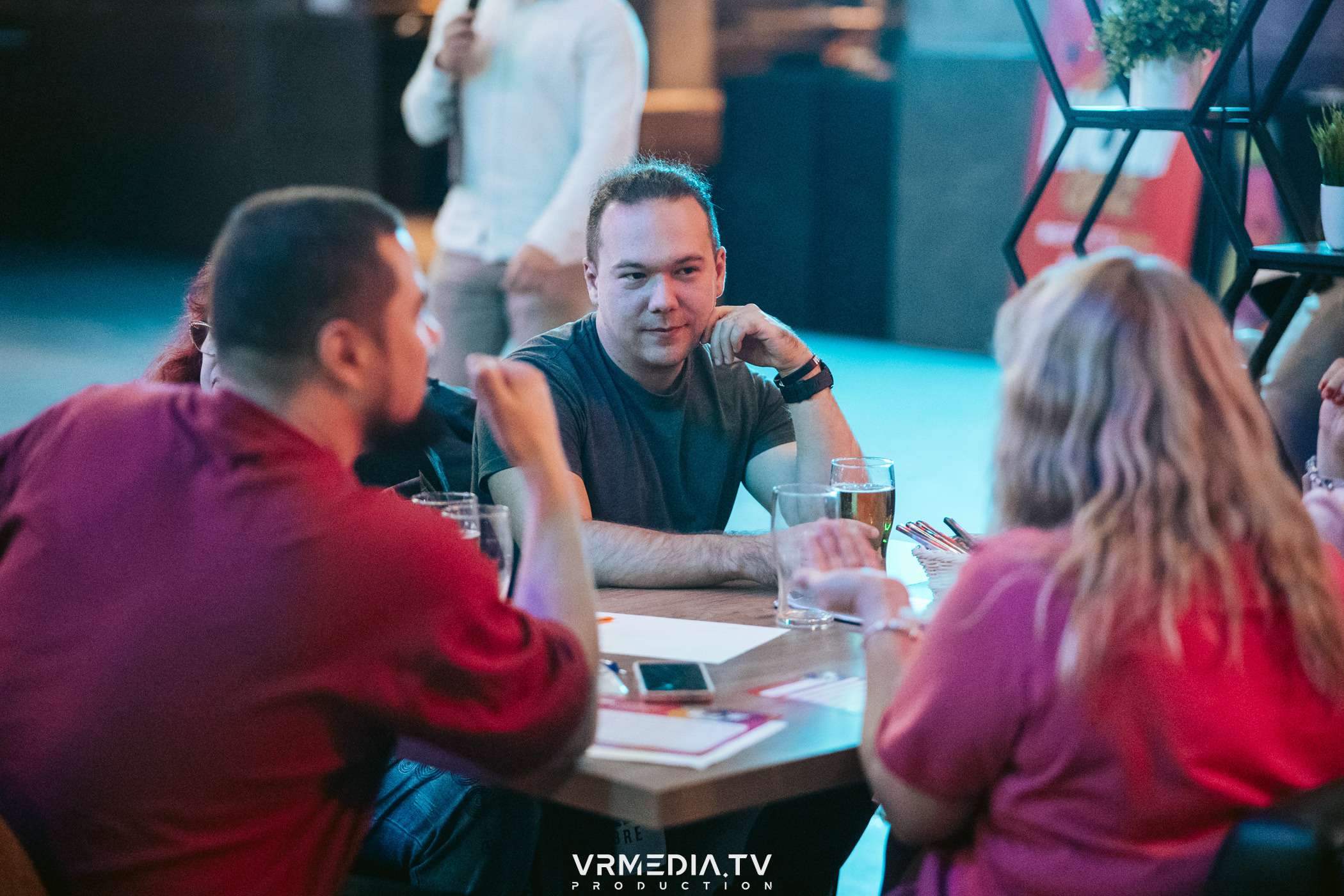 WoW QuiZ в баре «Друзья»