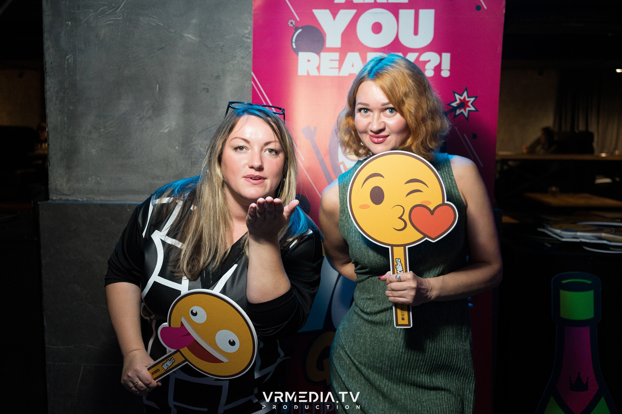 WoW QuiZ в баре «Друзья»