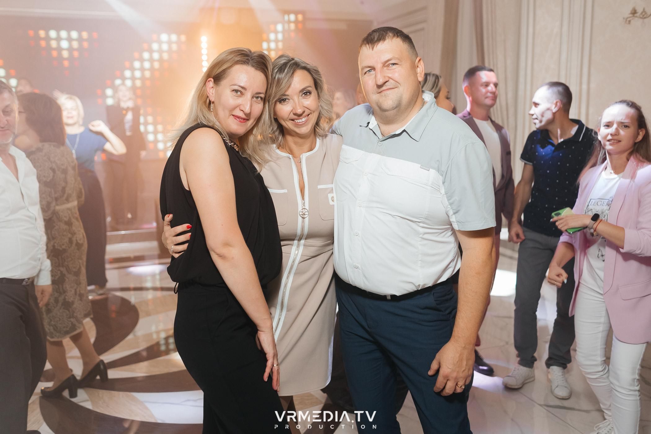 Выходные в ресторане «Лазурный берег»