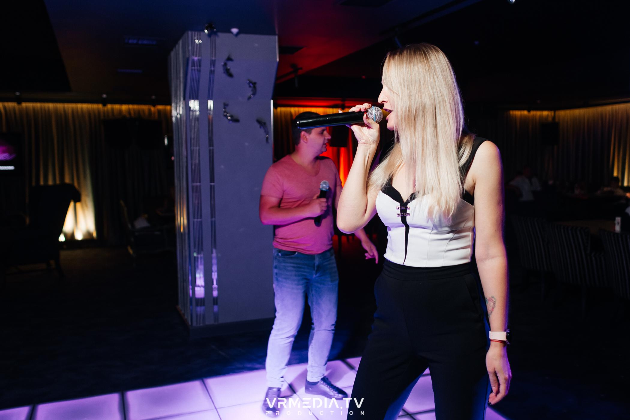 DANCE COCTAIL в караоке-баре «Volna»