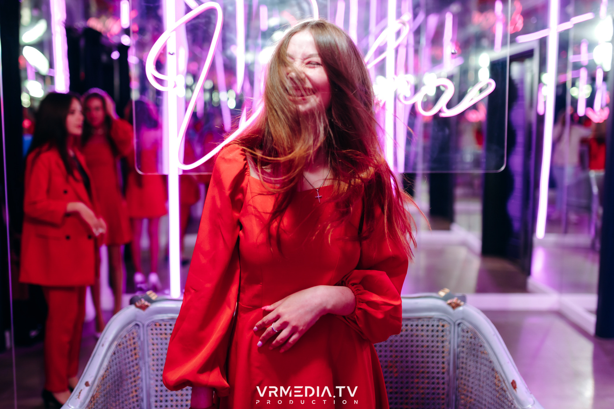 «Barbie party» в караоке-баре «Volna»