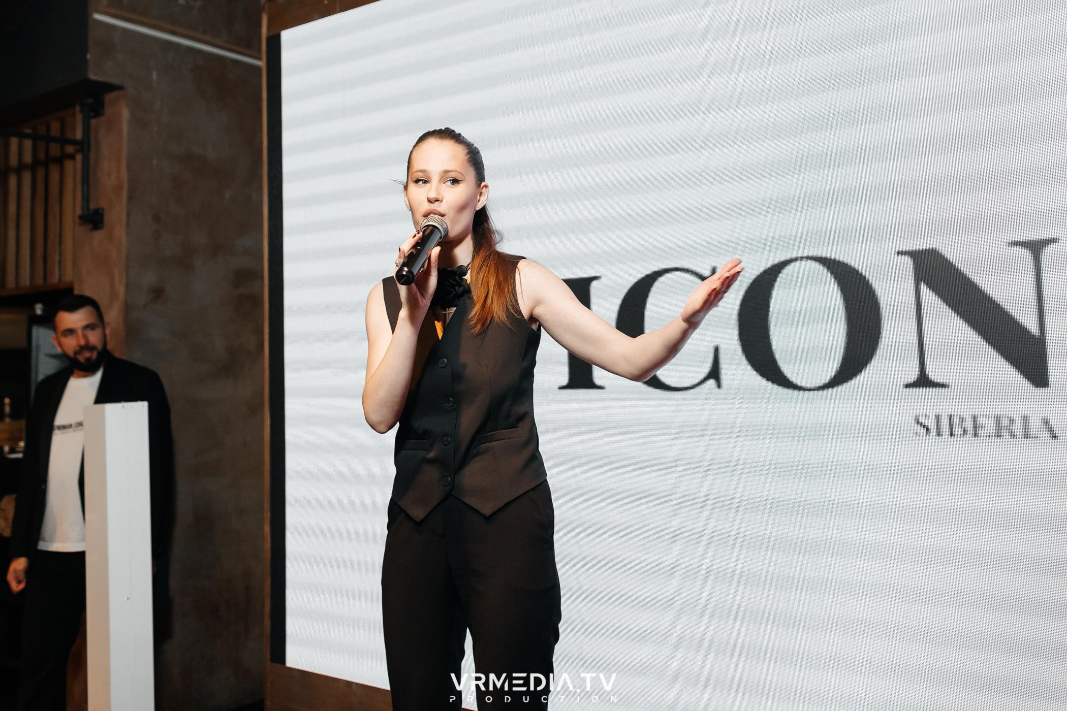 Презентация женского глянцевого журнала ICON SIBERIA MAG