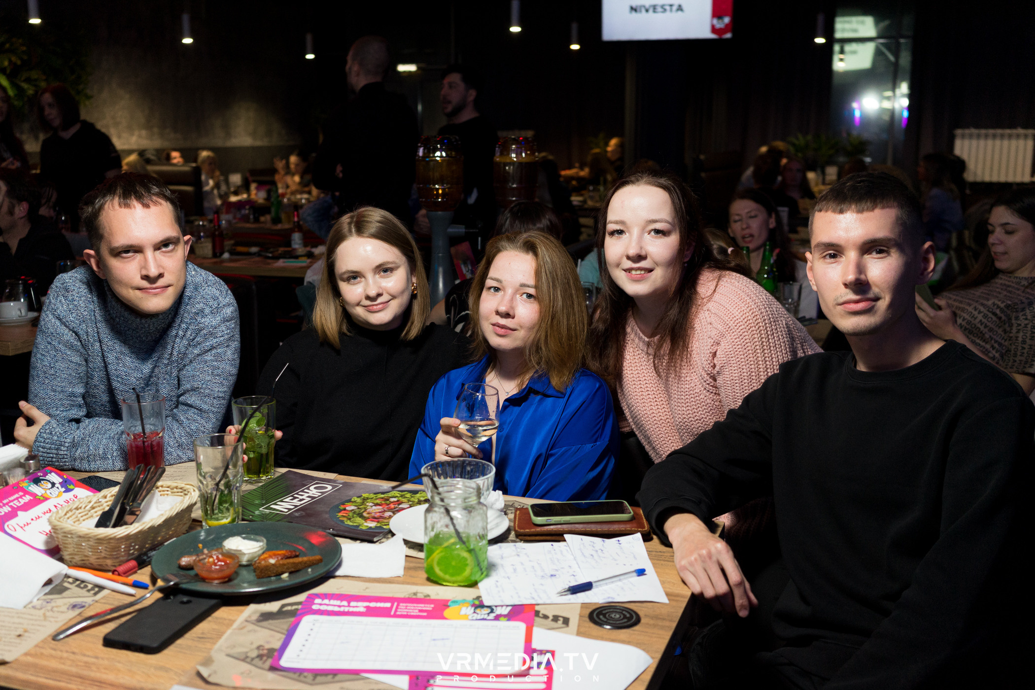 WoW QuiZ в баре «Друзья»