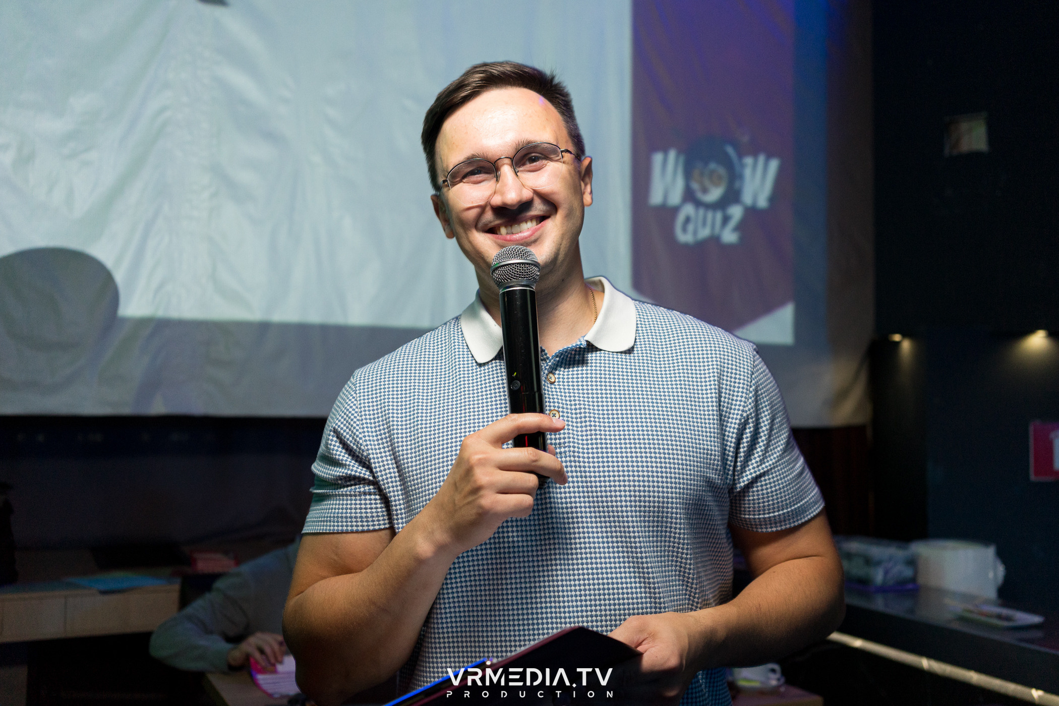 WoW QuiZ в баре «Друзья»