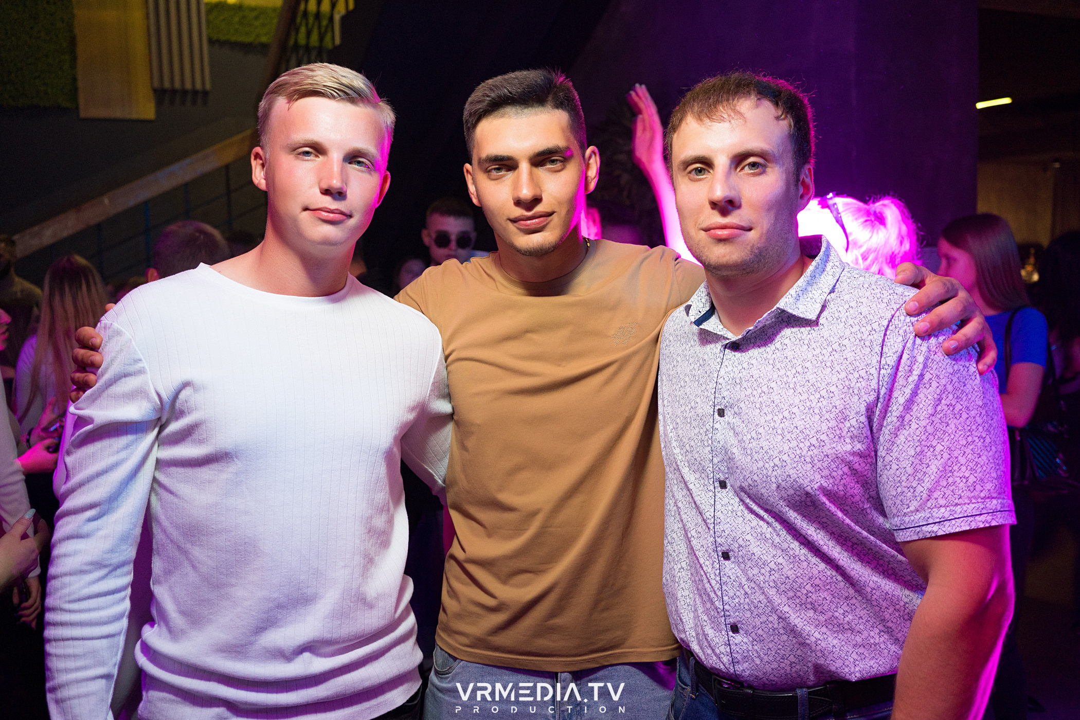 Выходные в баре «Друзья»