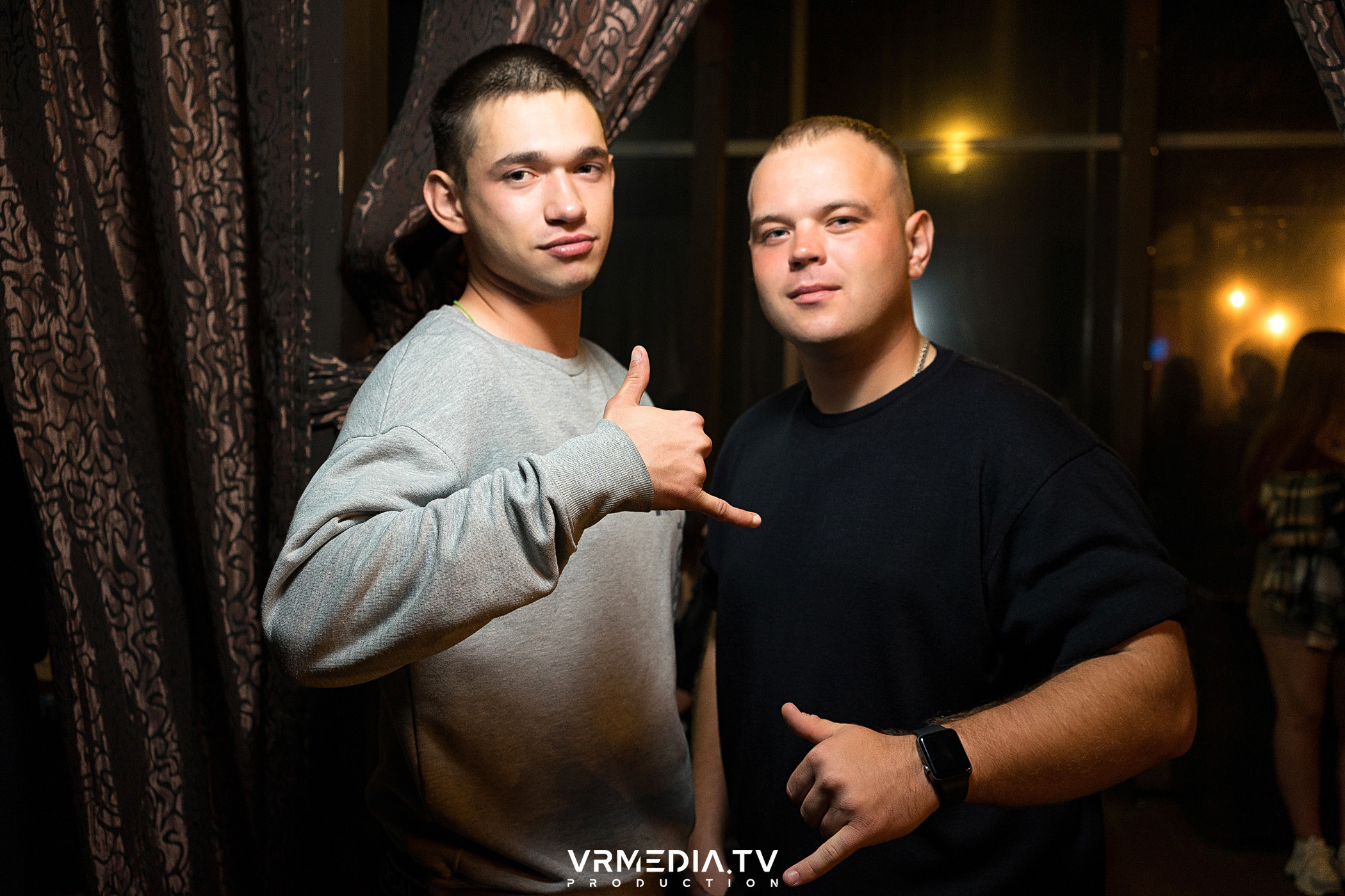 Выходные в баре «DOSKI»