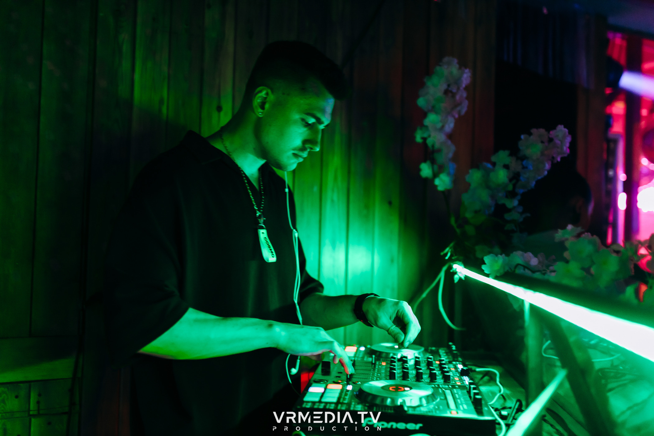 Бару «Cosmo» — 8 лет!