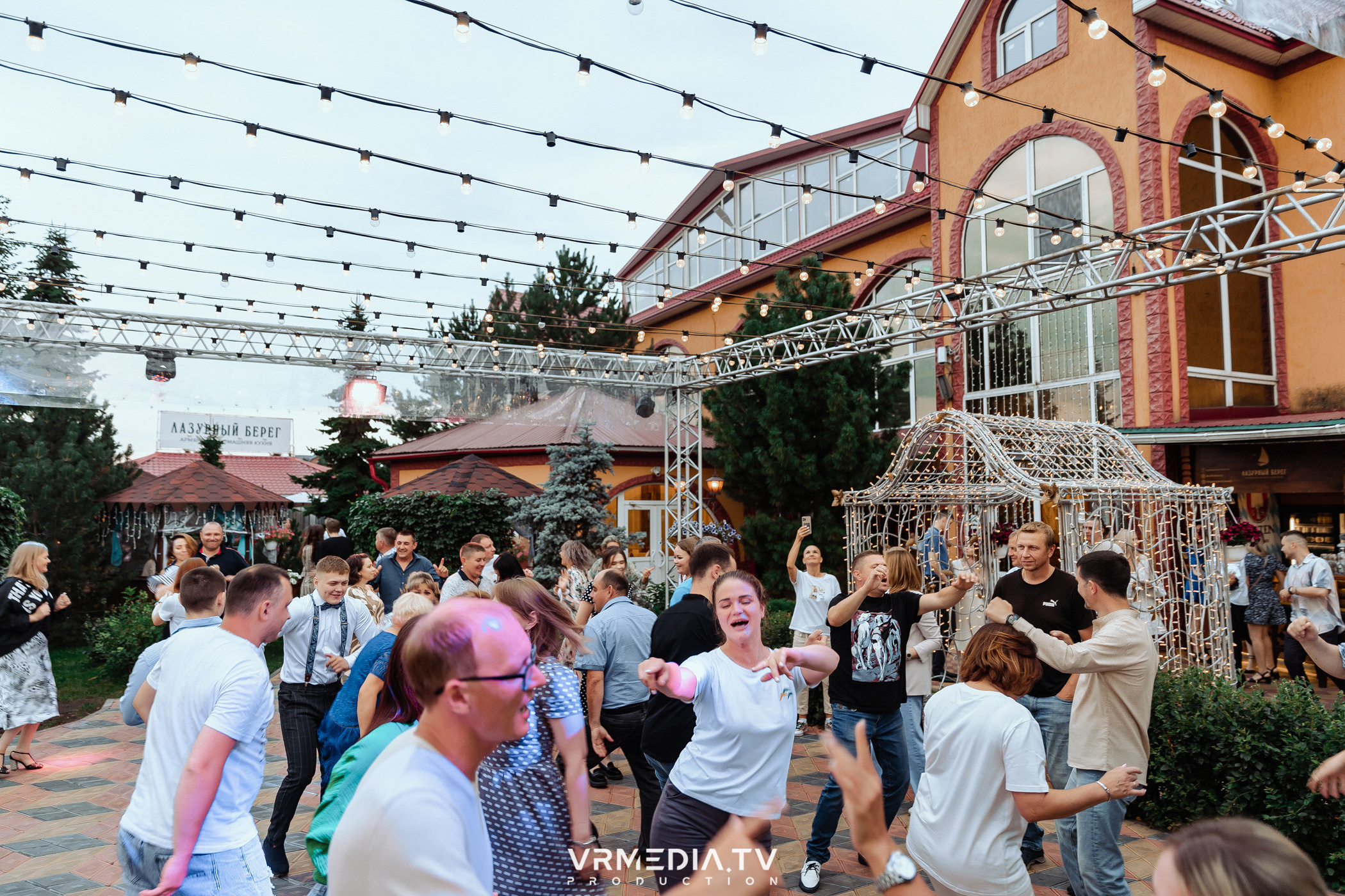 Выходные в ресторане «Лазурный берег»