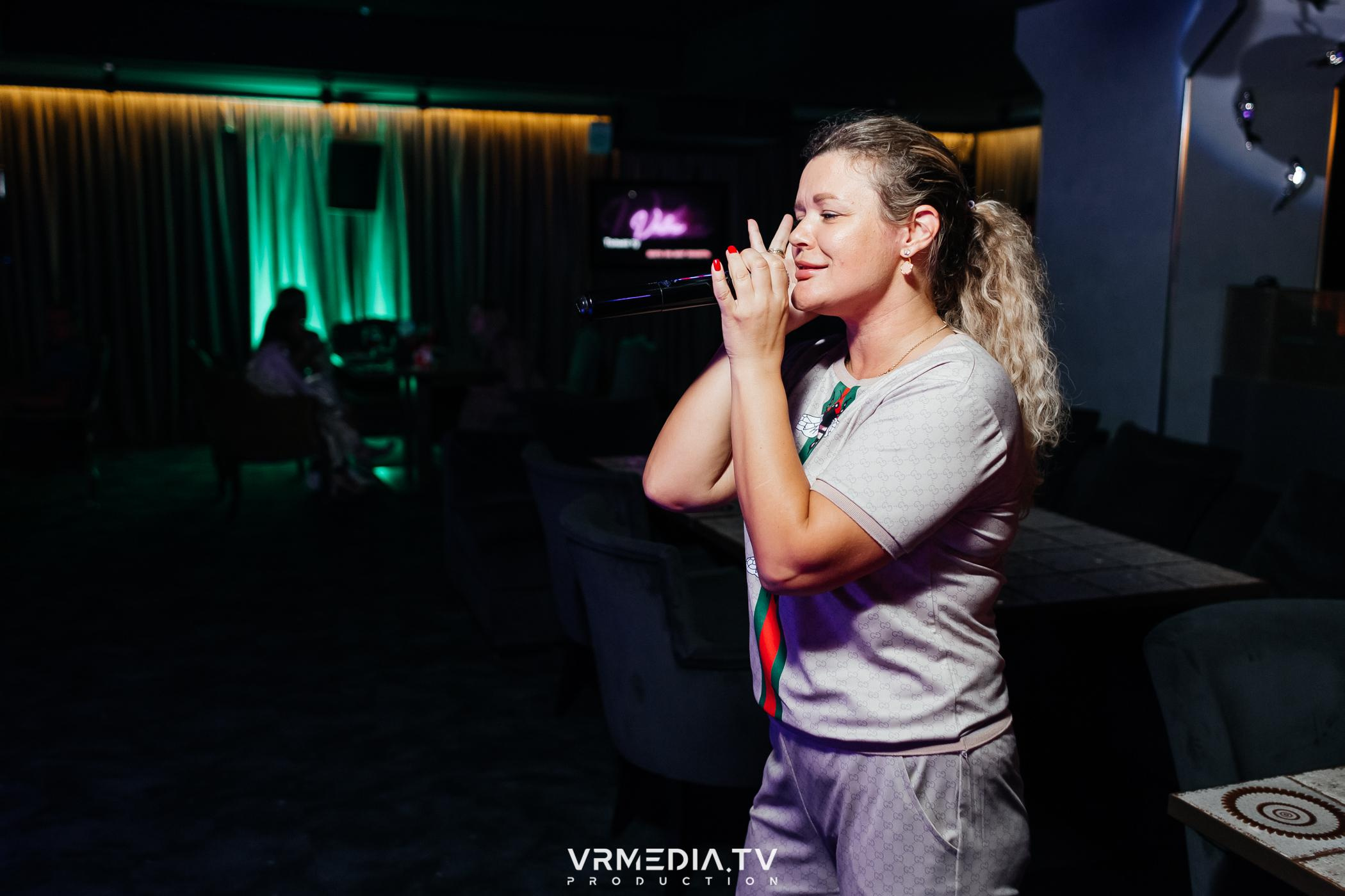 Выходные в караоке-баре «Volna»