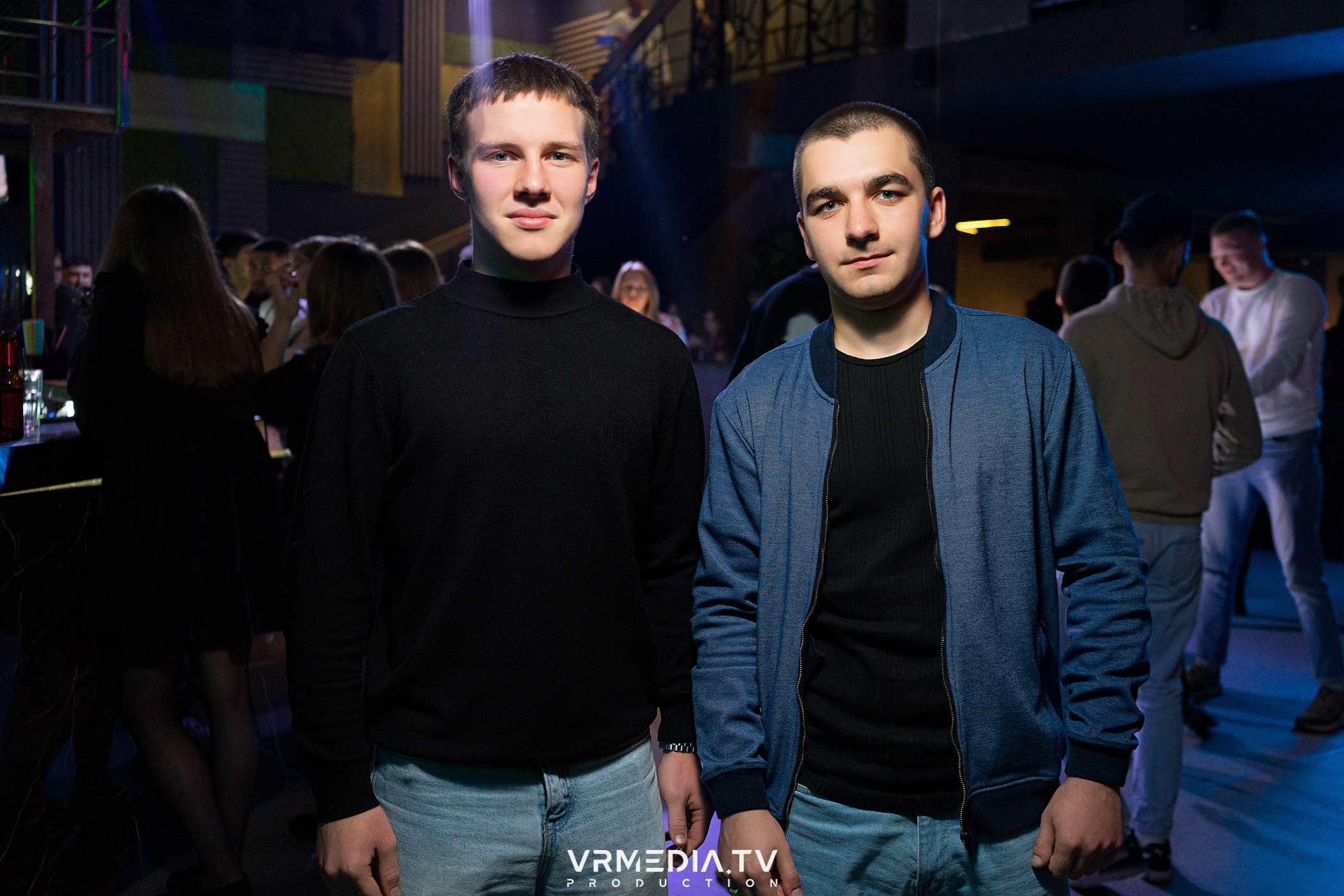 Выходные в баре «Друзья»