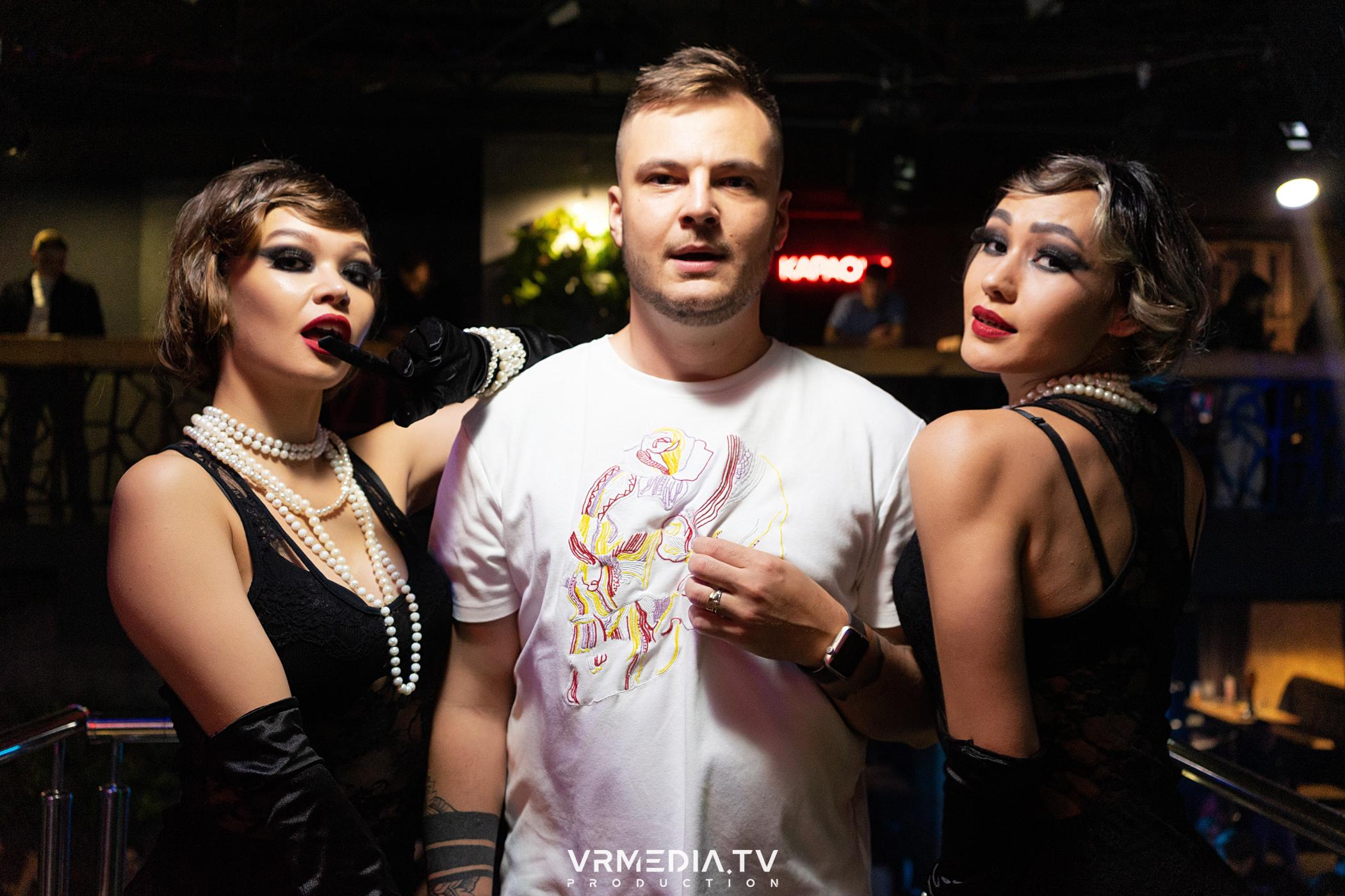 Выходные в баре «DOSKI»