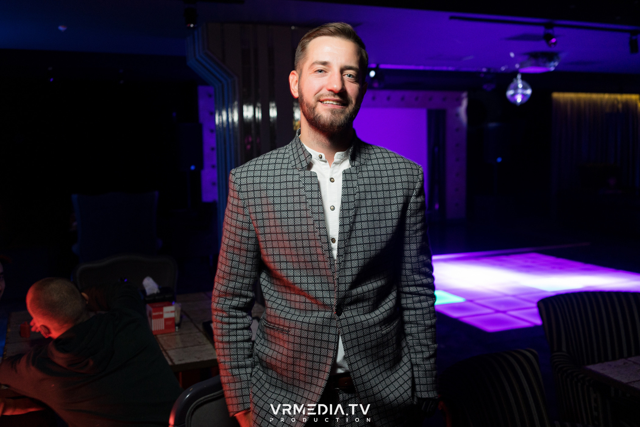 THE GOLD VOICE в караоке-баре «Volna»