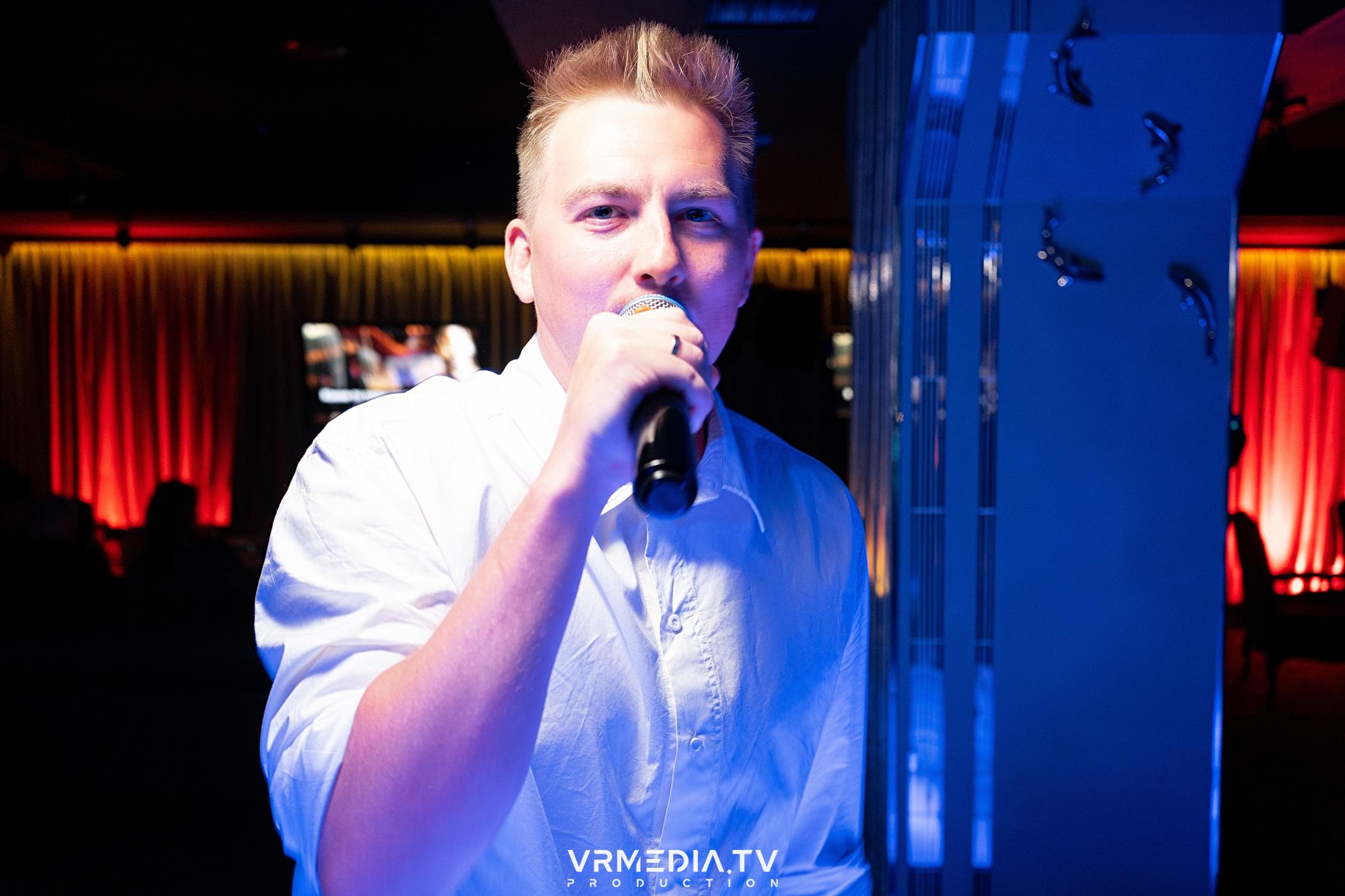 Караоке-баттл в караоке-баре «Volna»