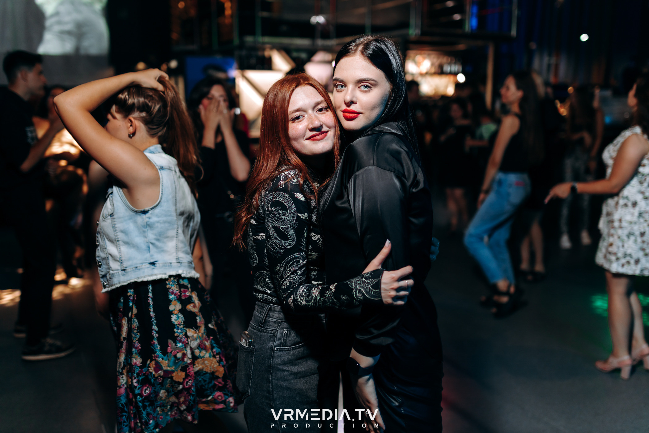 Выходные в баре «DOSKI»