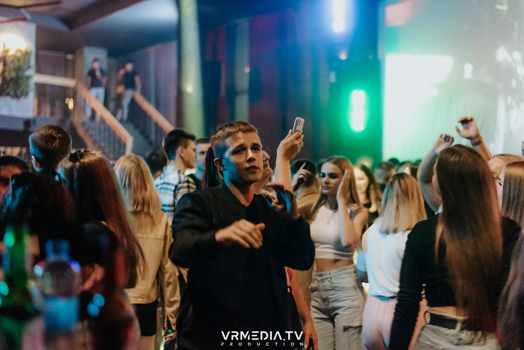 Выходные в баре «DOSKI»