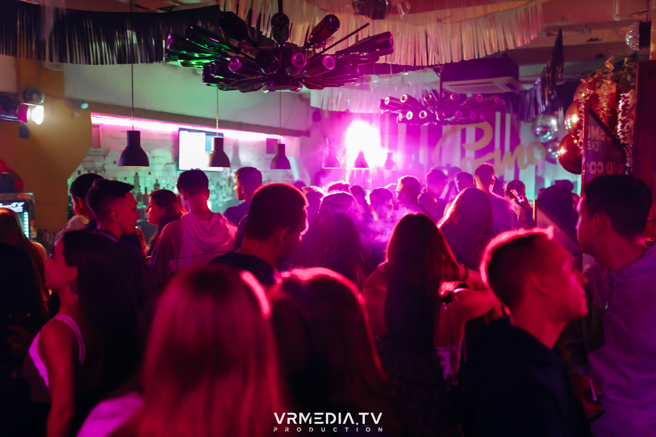 TOP CHART в караоке-баре «Volna»