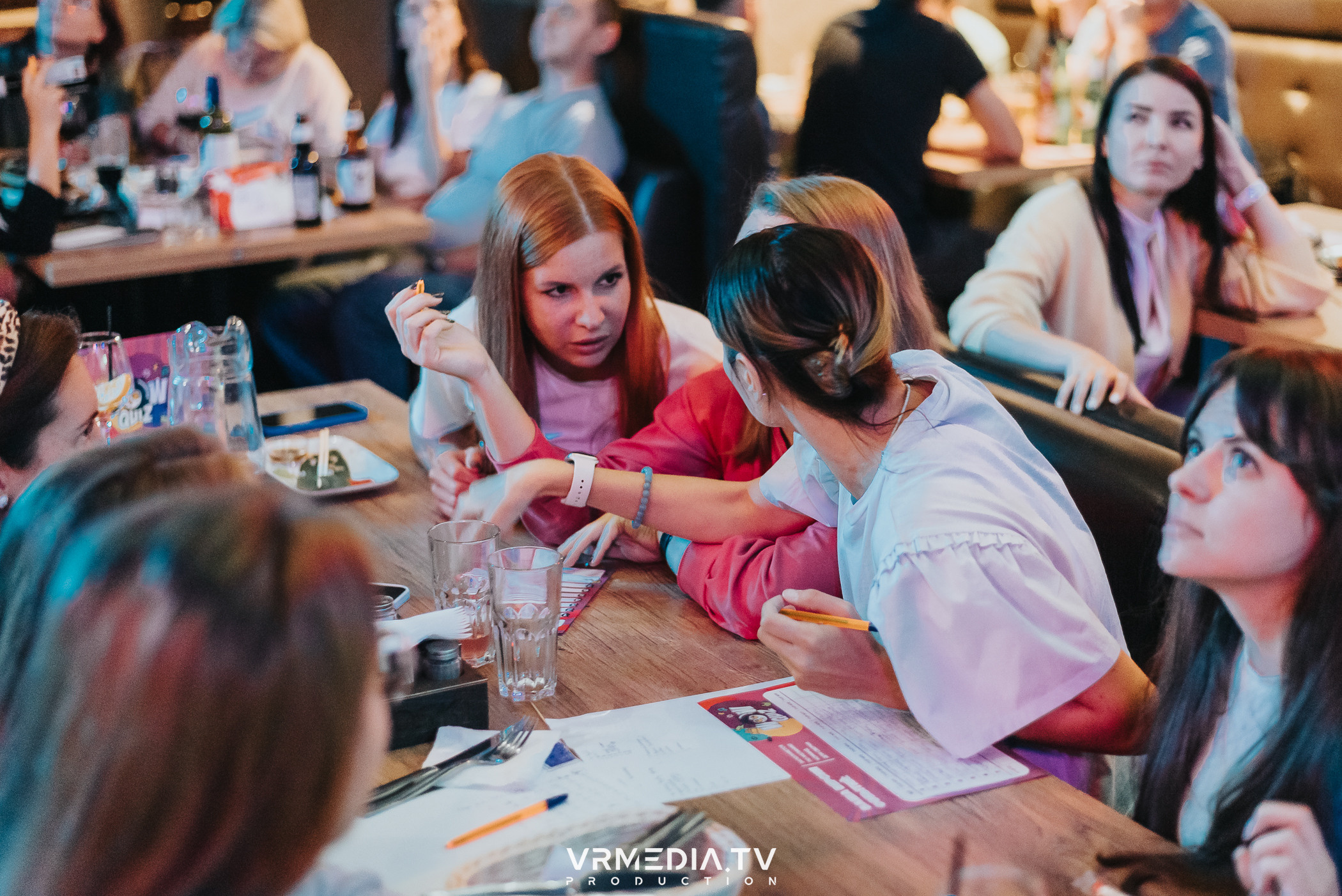 WoW QuiZ в баре «Друзья»