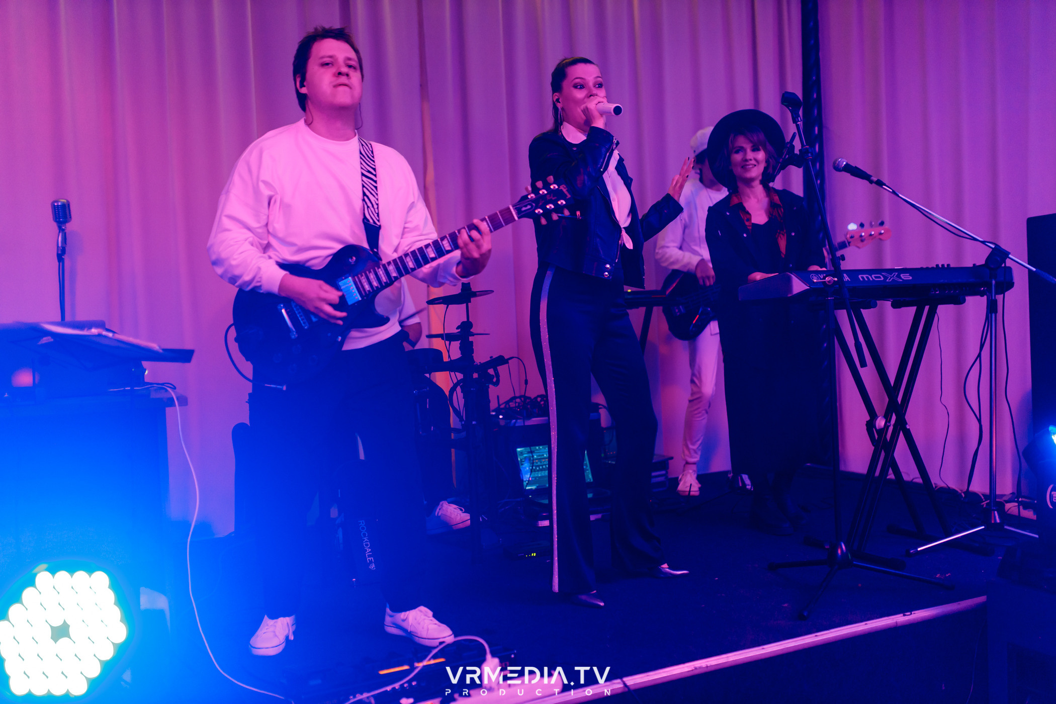 «Прошла жара» в ресторане «Империя»