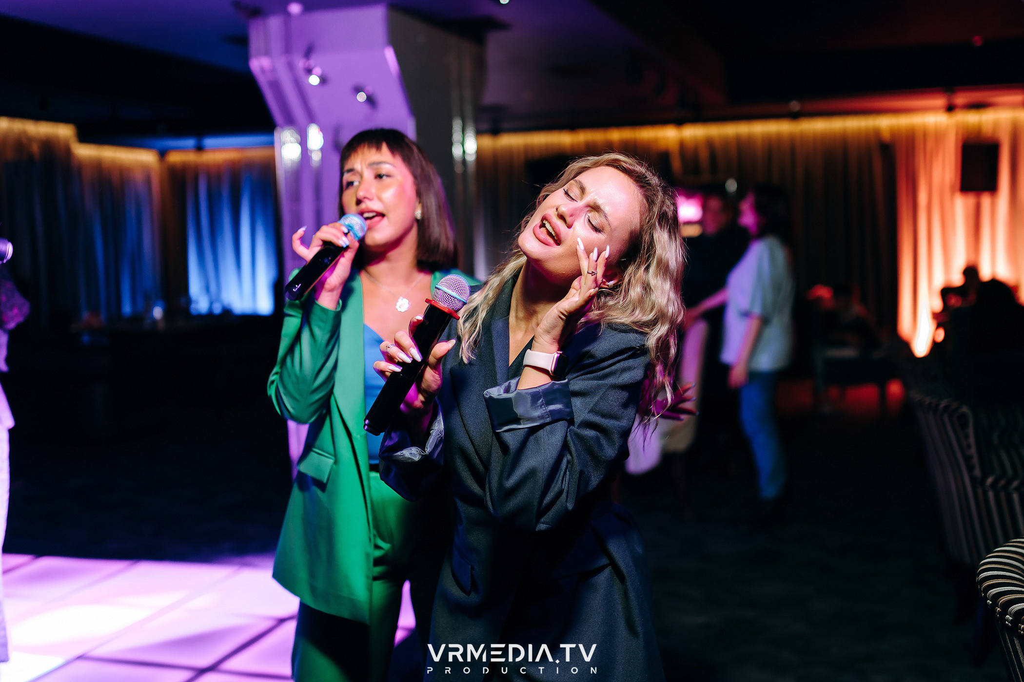 TOP CHART в караоке-баре «Volna»