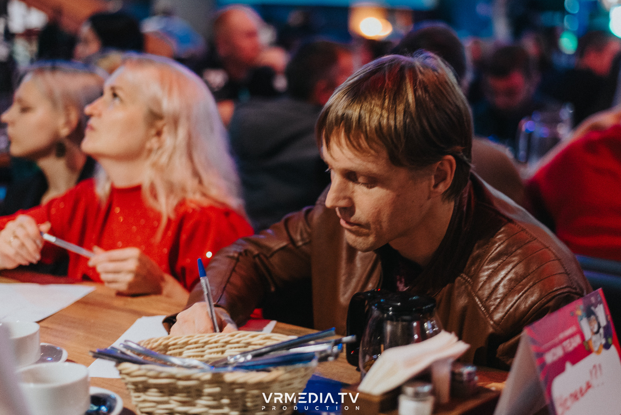 WoW QuiZ в баре «Друзья»