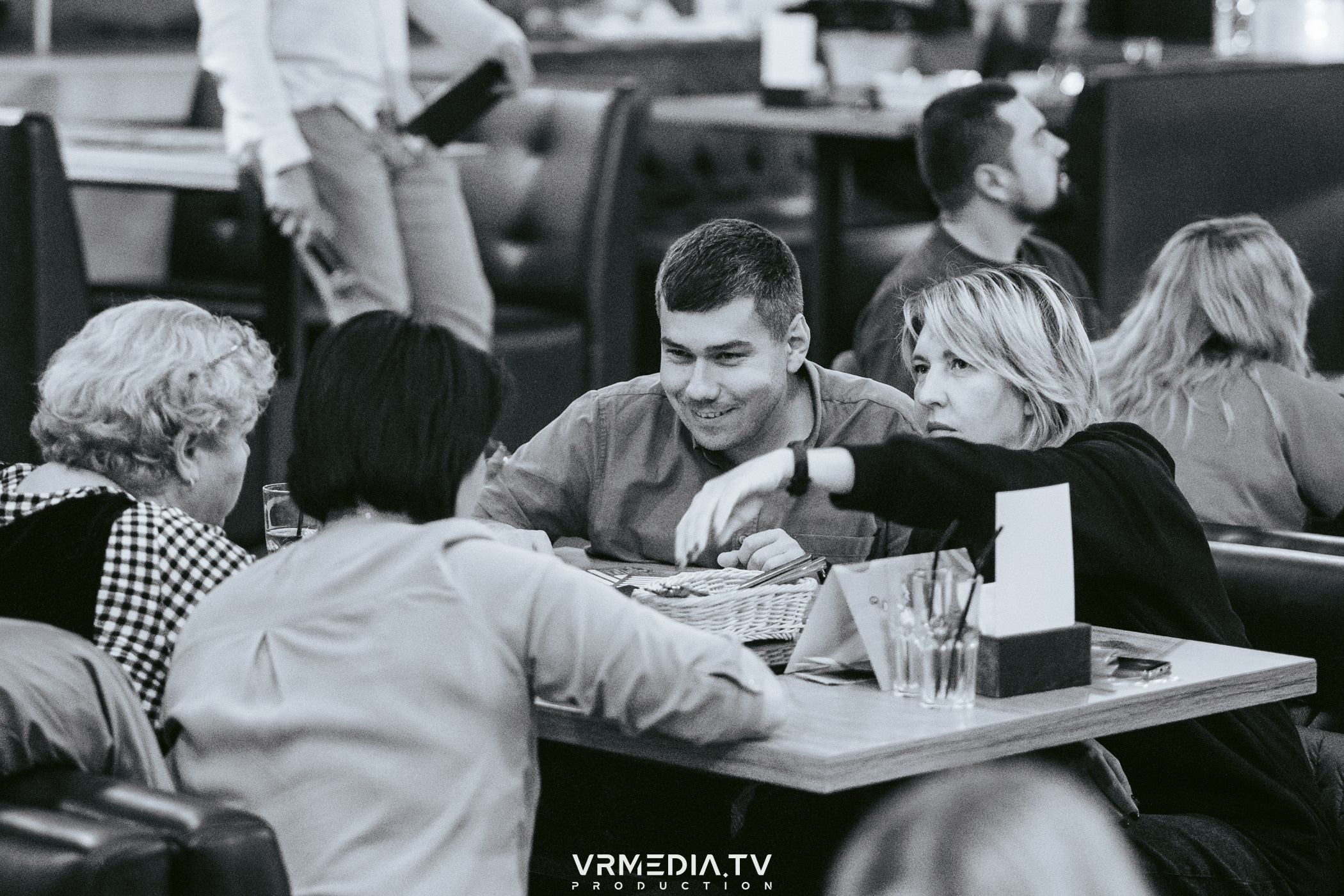 WoW QuiZ в баре «Друзья»