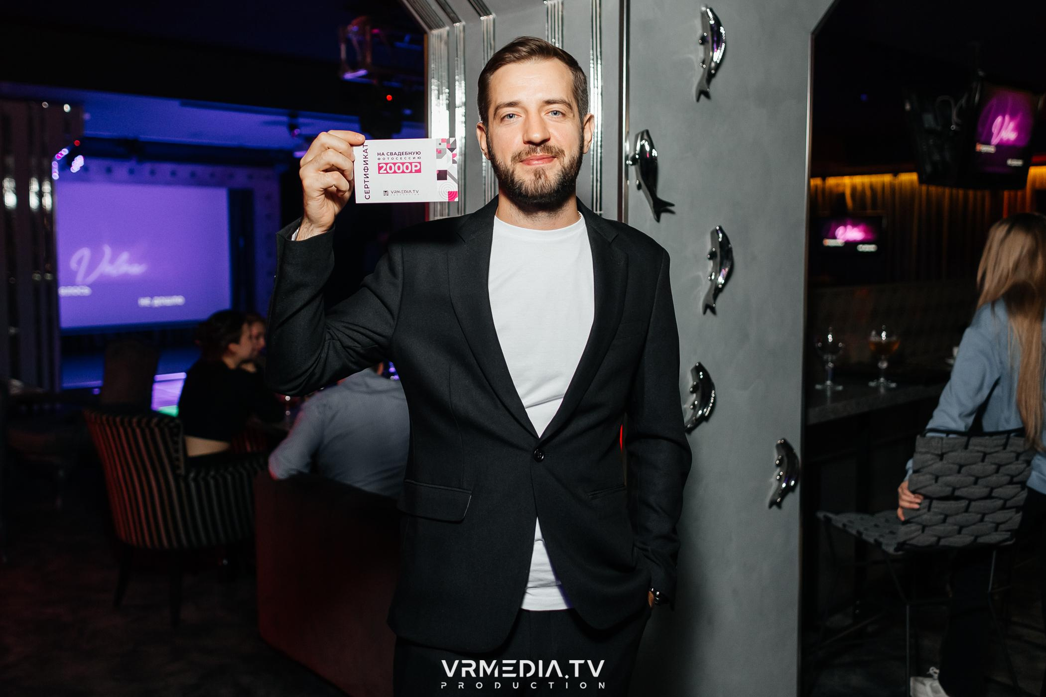 «Gentlemen show» в караоке-баре «Volna»