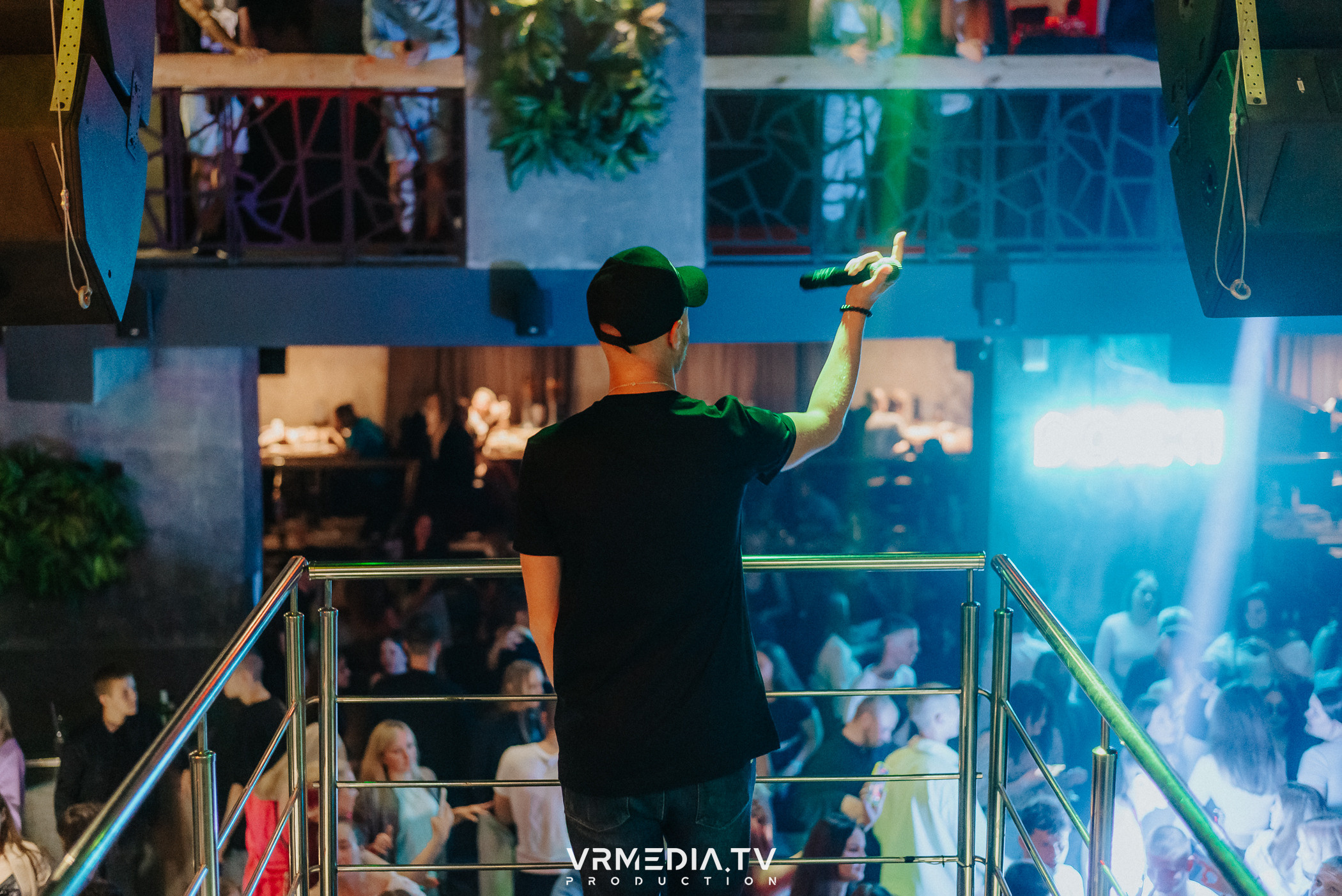 Выходные в баре «DOSKI»