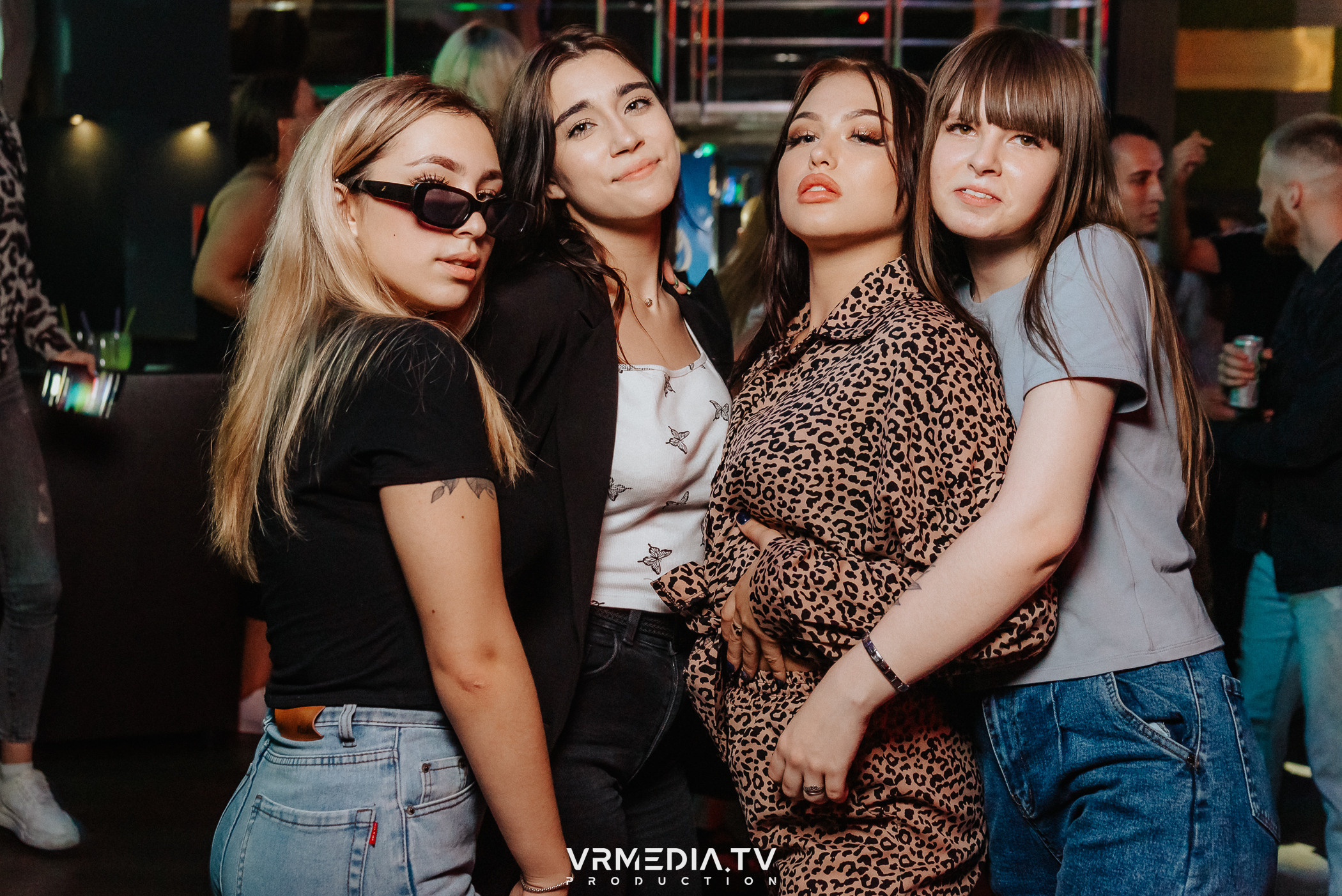 Выходные в баре «DOSKI»