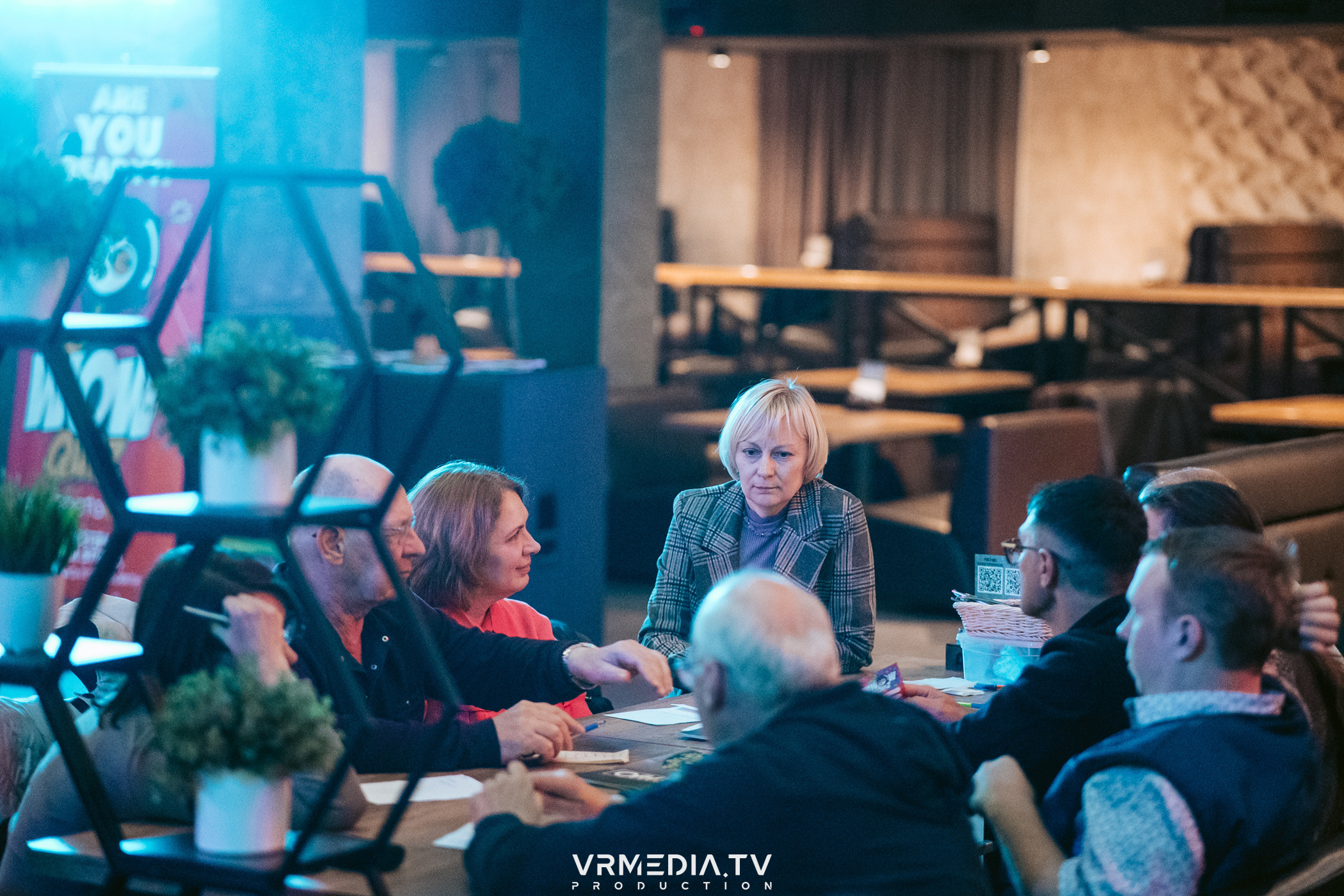 WoW QuiZ в баре «Друзья»