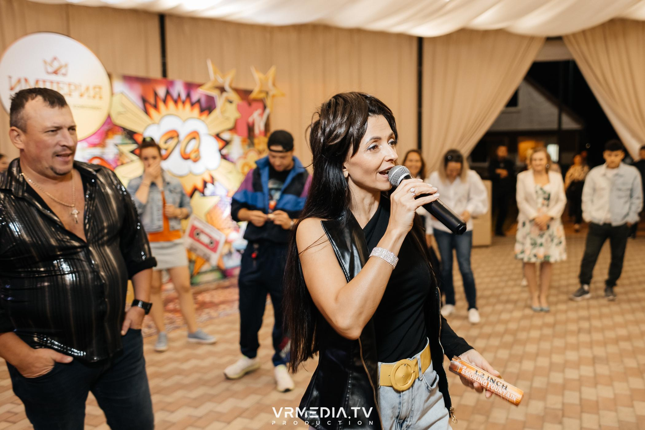 Дискотека 90-х в ресторане «Империя»