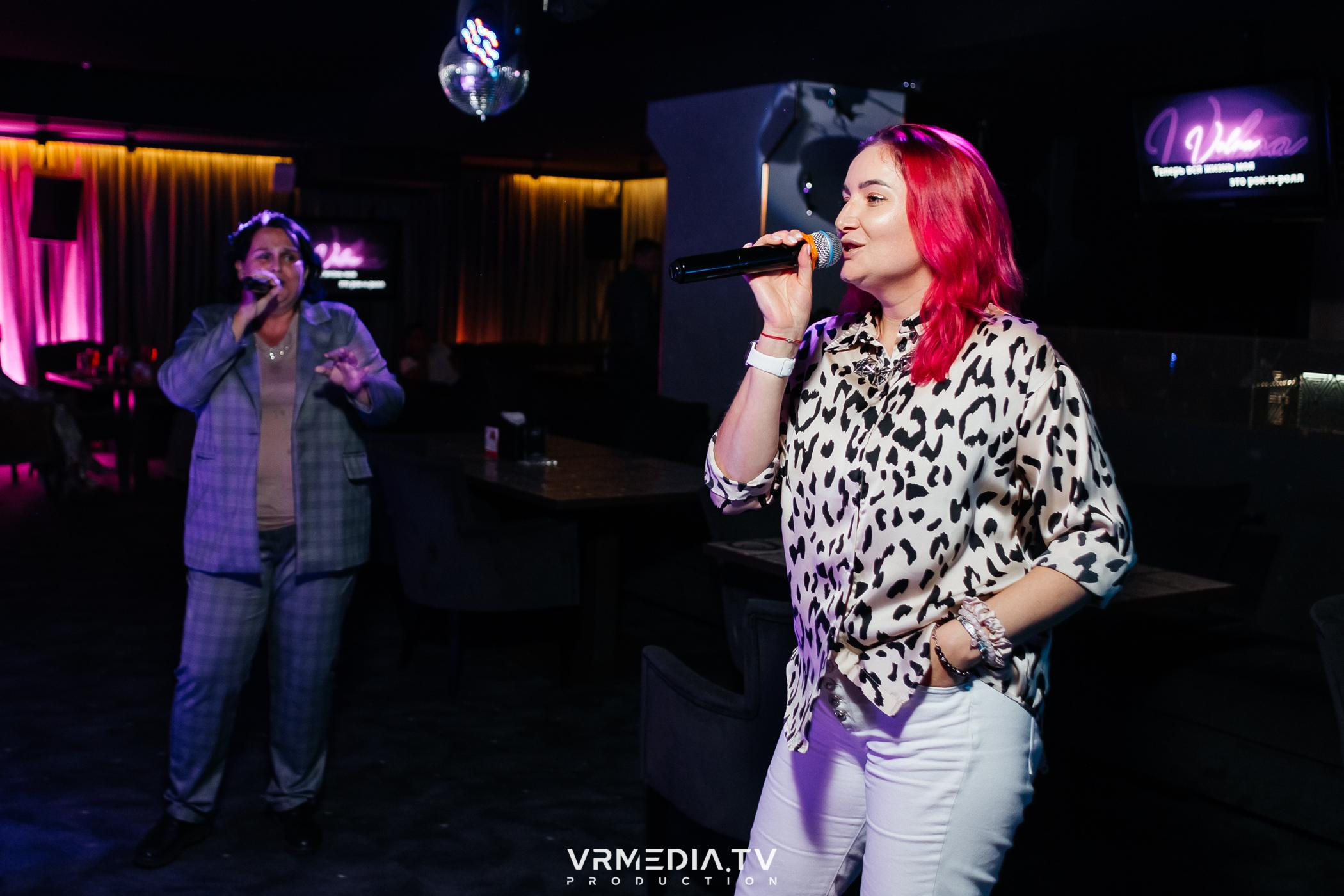 Выходные в караоке-баре «Volna»