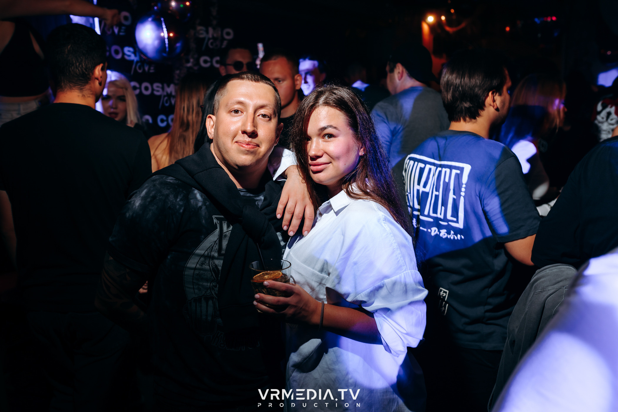 Бару «Cosmo» — 8 лет!