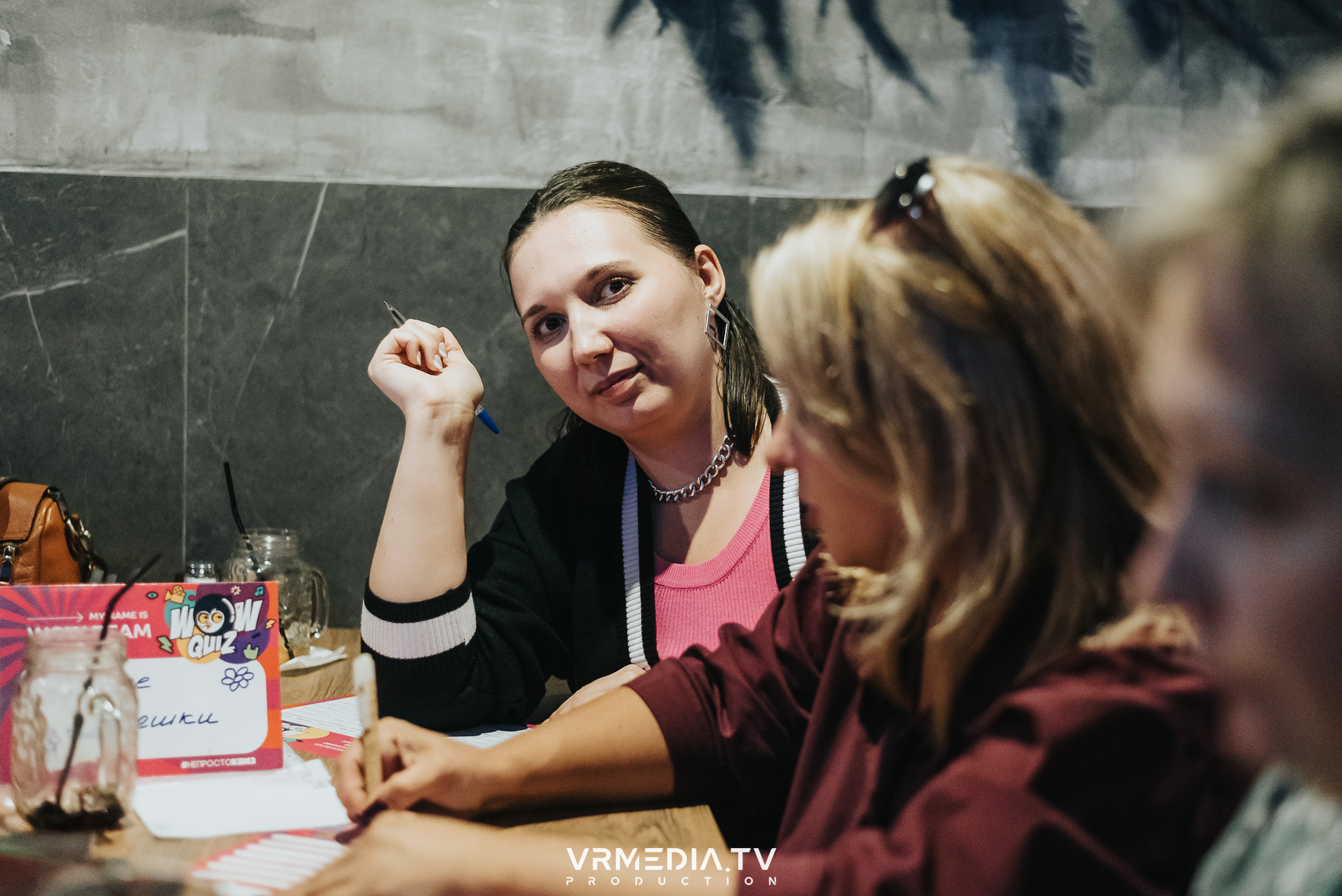 WoW QuiZ в баре «Друзья»