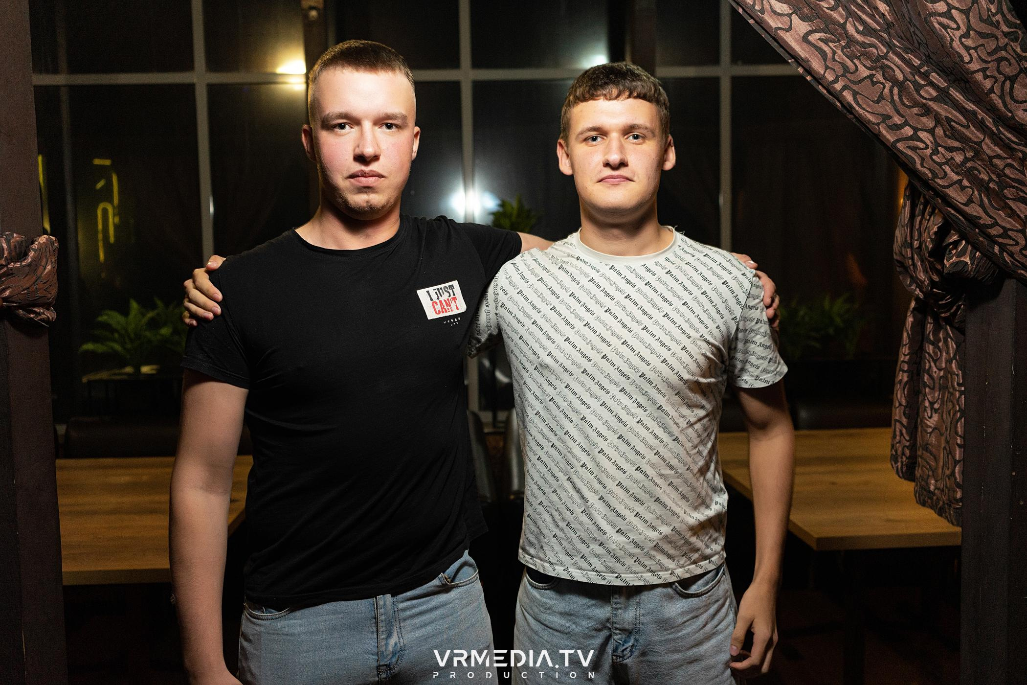 Выходные в баре «DOSKI»