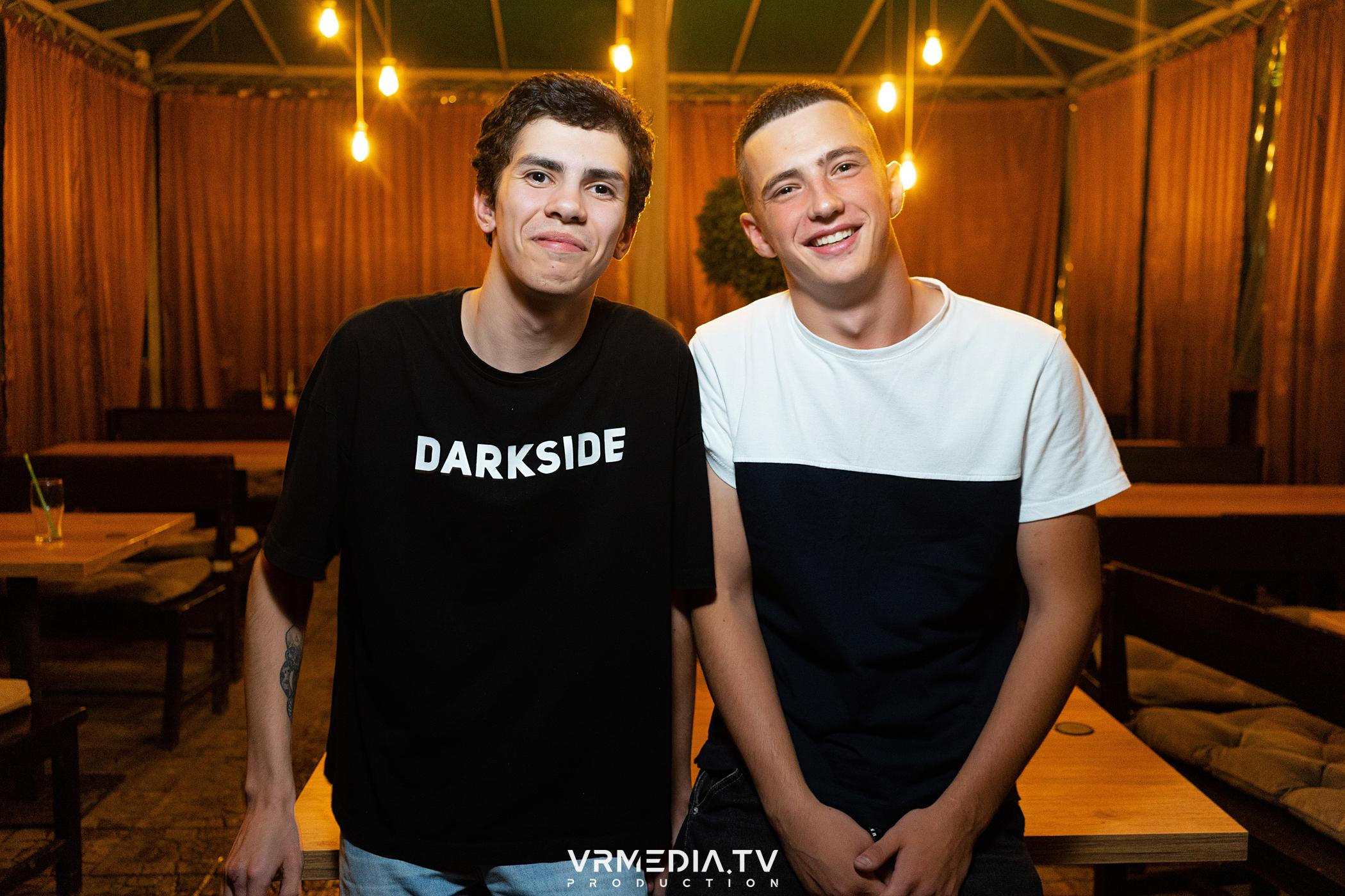 Выходные в баре «DOSKI»