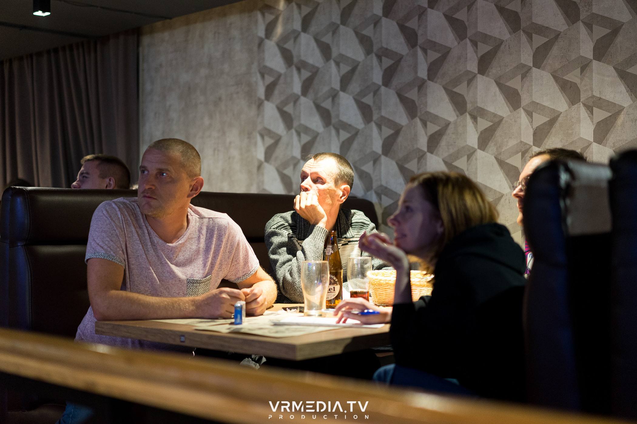 WoW QuiZ в баре «Друзья»