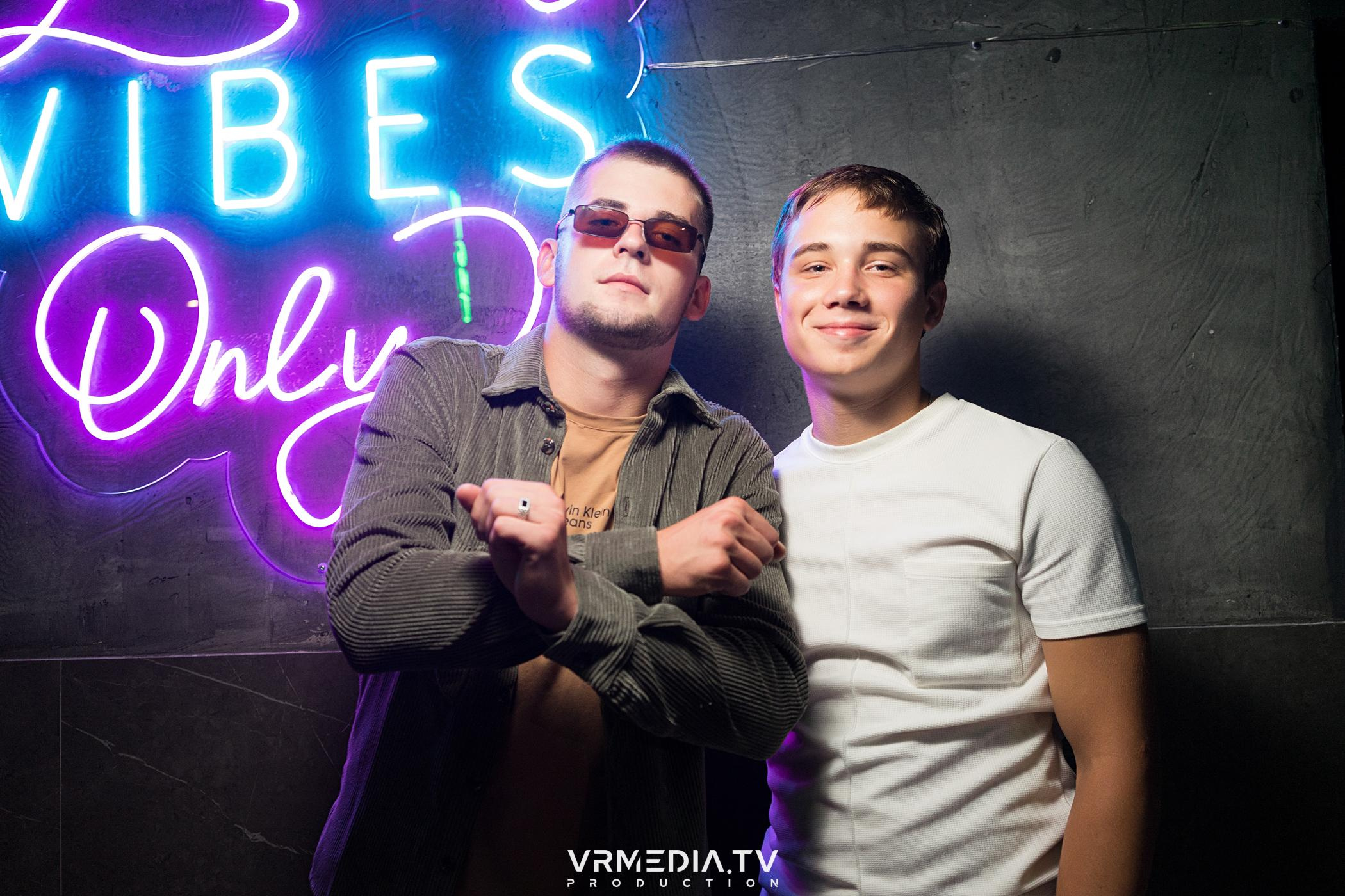 Выходные в баре «DOSKI»