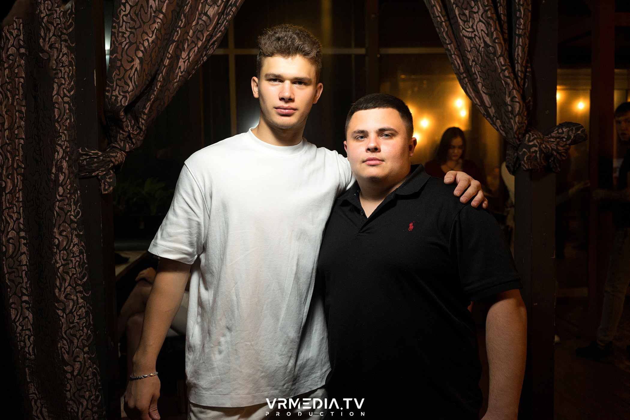 Выходные в баре «DOSKI»